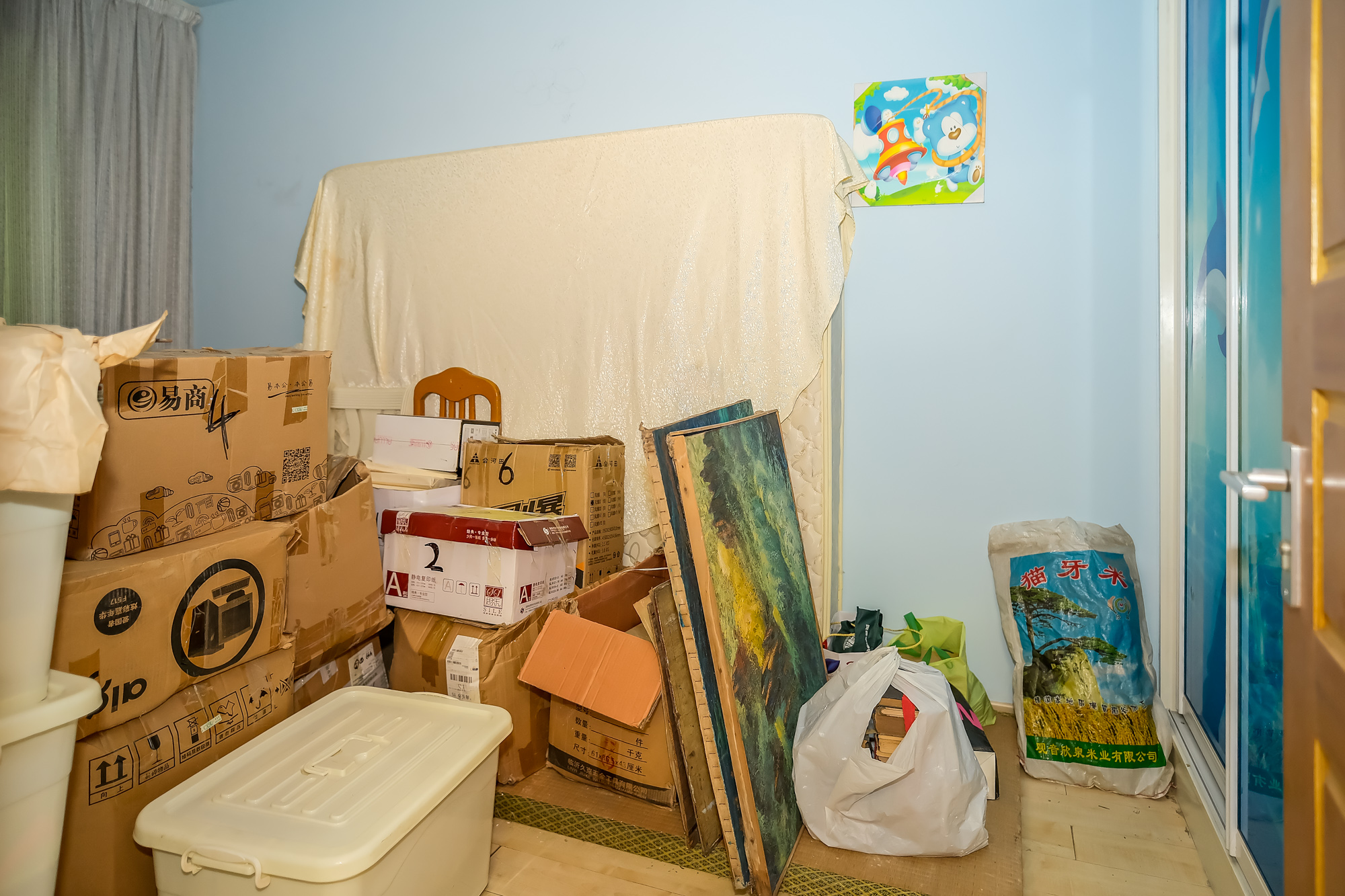 中南汽车世界  4室2厅1卫    58.0万 中南汽车世界  4室2厅1卫    58.0万卧室