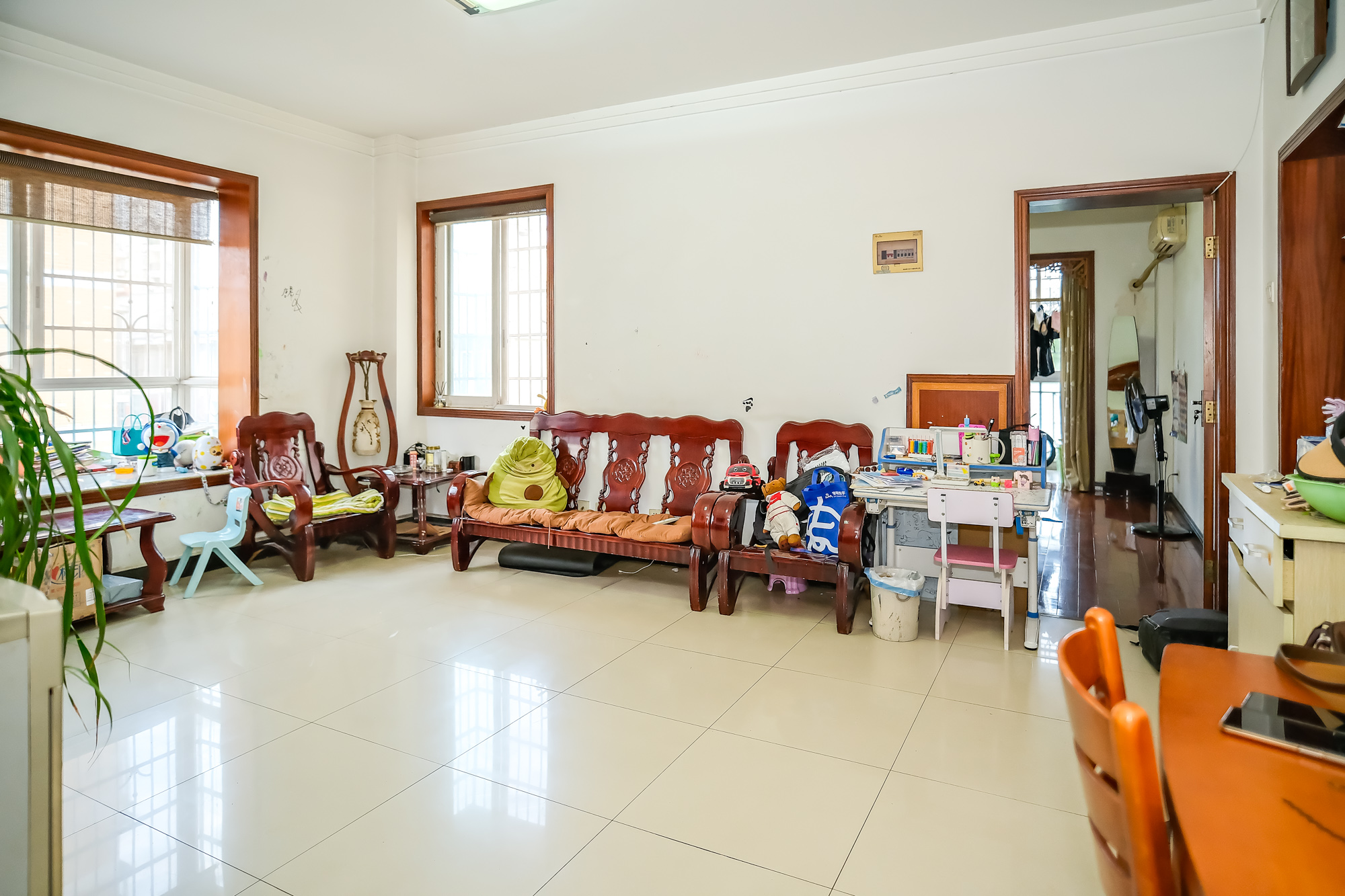 山水人家三期 2室1厅1卫 58.00万 山水人家三期 2室1厅1卫 58.00万客厅