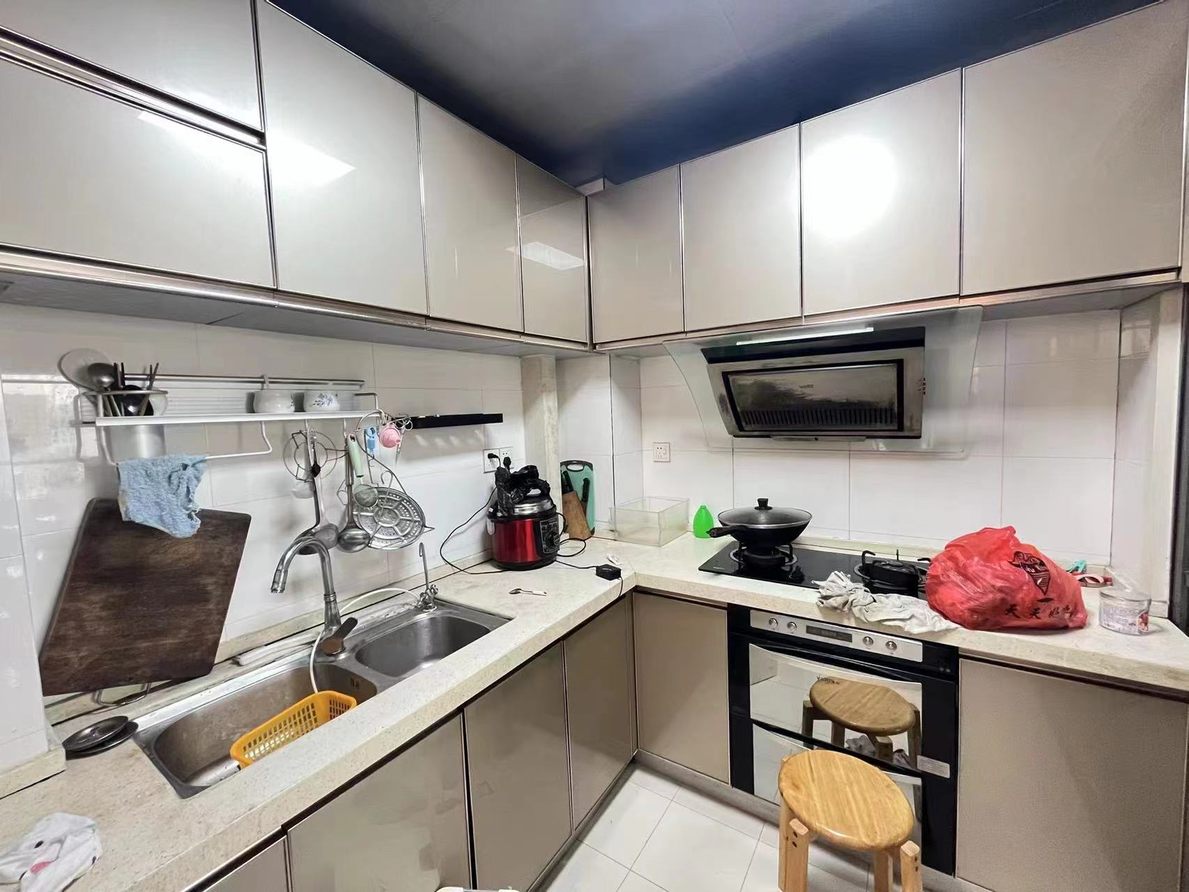 流金岁月-华晨国际 2室0厅0卫 60.00万 流金岁月-华晨国际 2室0厅0卫 60.00万室内图