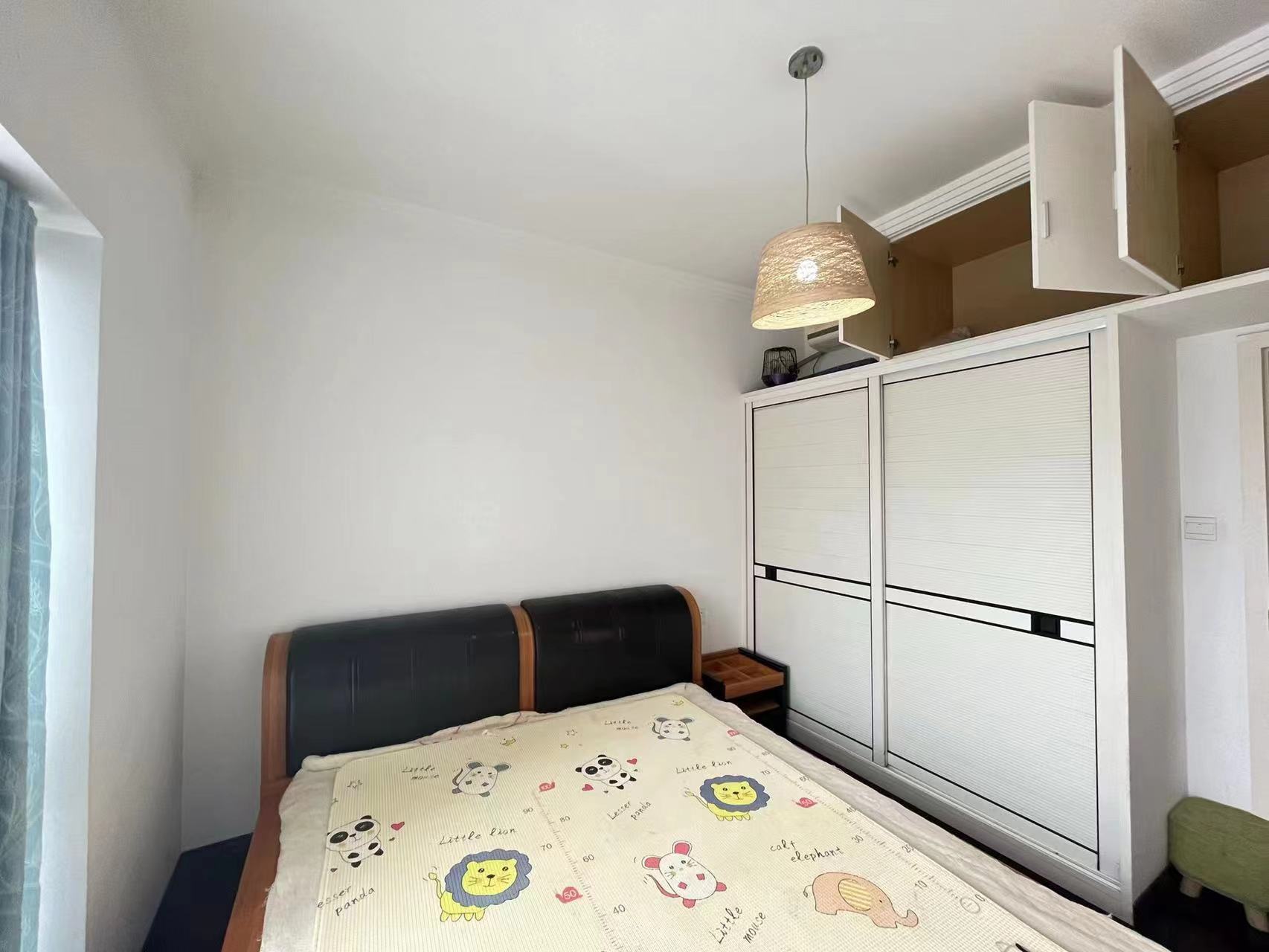 流金岁月-华晨国际 2室0厅0卫 60.00万 流金岁月-华晨国际 2室0厅0卫 60.00万室内图