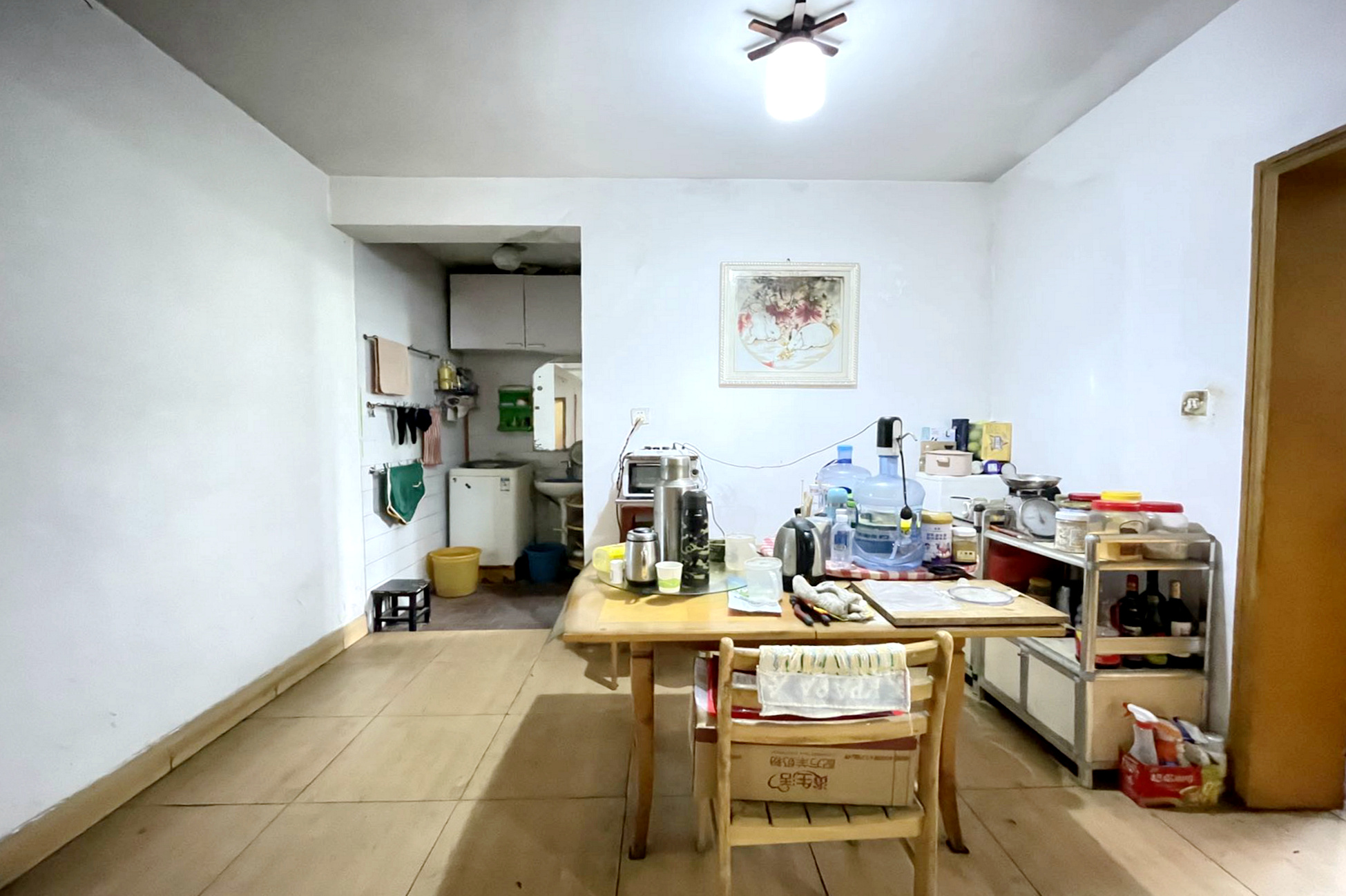 荷花园市直教师村（长沙市教育局直属教师二村）  3室2厅1卫   75.00万客厅