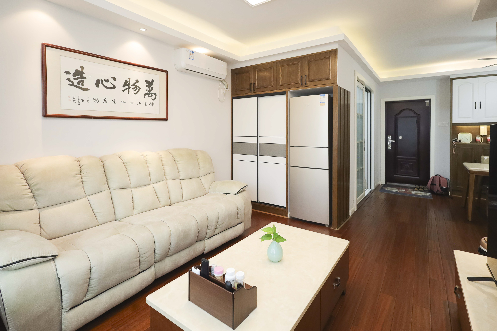 谷山乐园三期  3室2厅1卫    80.0万客厅