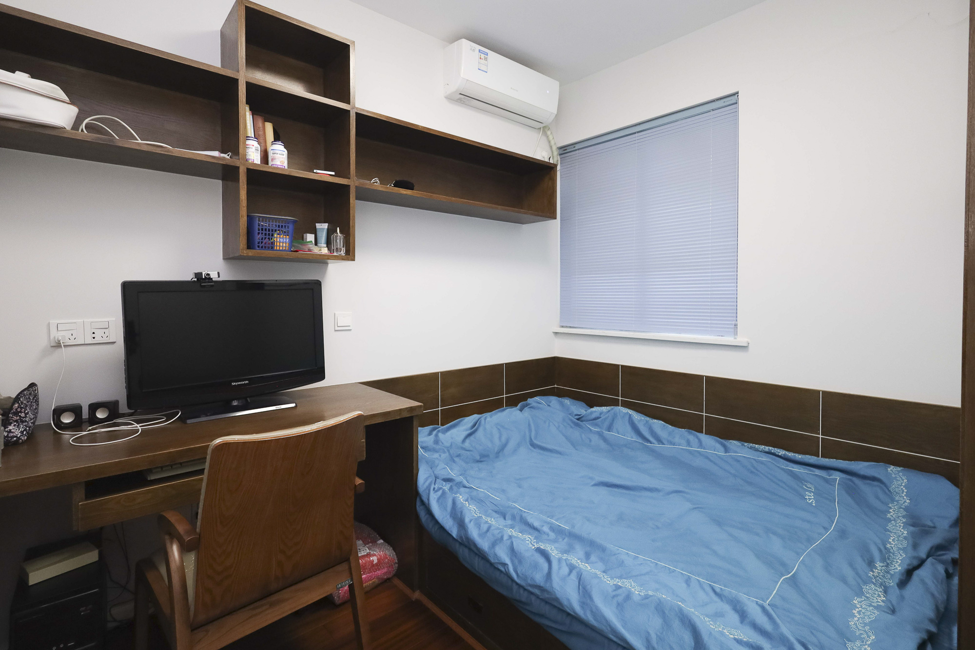 谷山乐园三期  3室2厅1卫    80.0万卧室