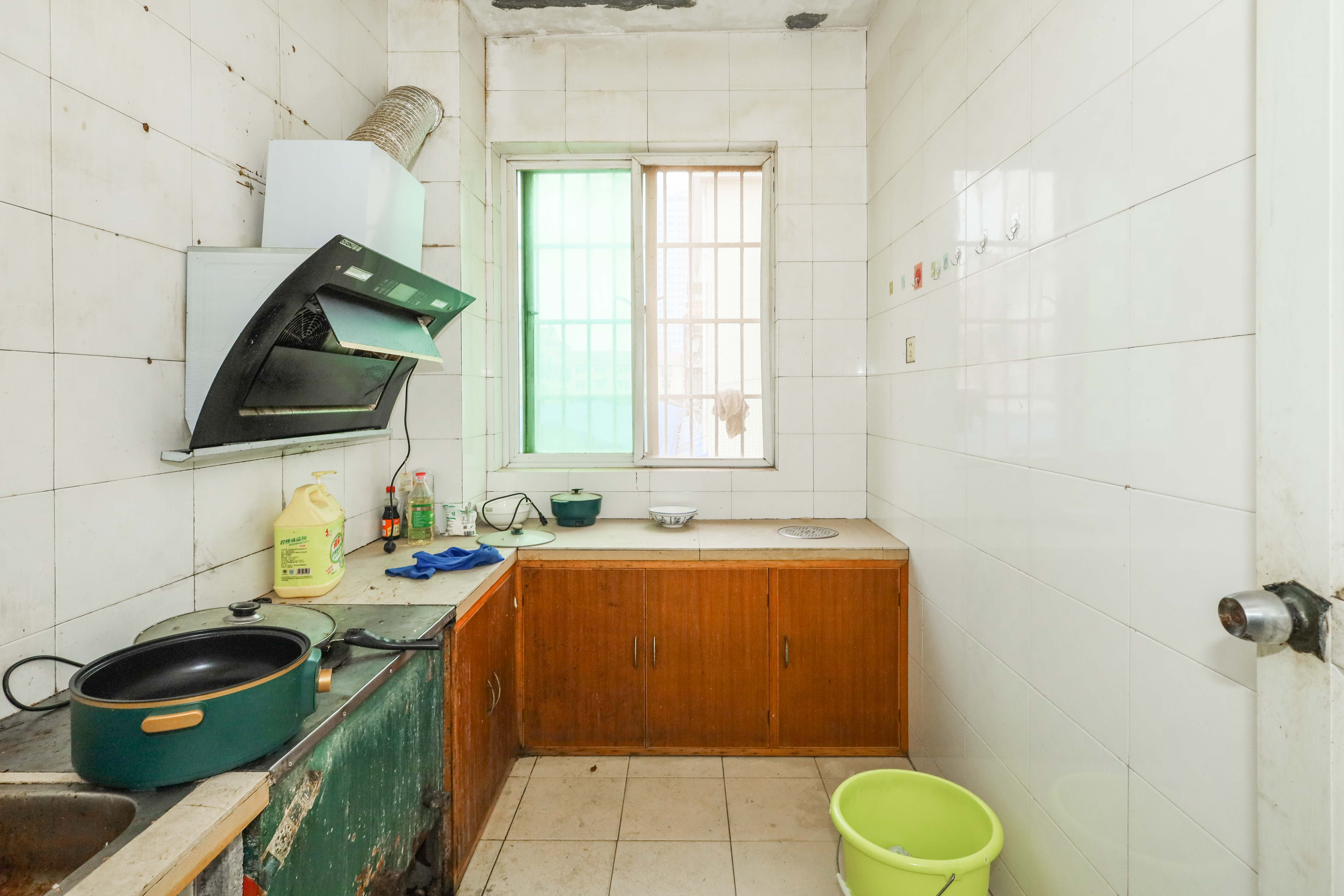 雷锋农副产品批发大市场  2室2厅1卫    48.0万 雷锋农副产品批发大市场  2室2厅1卫    48.0万厨房