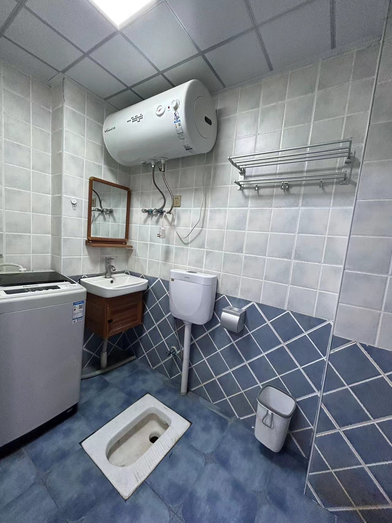 爱丁堡 1室1厅1卫 15.0万 爱丁堡 1室1厅1卫 15.0万室内图