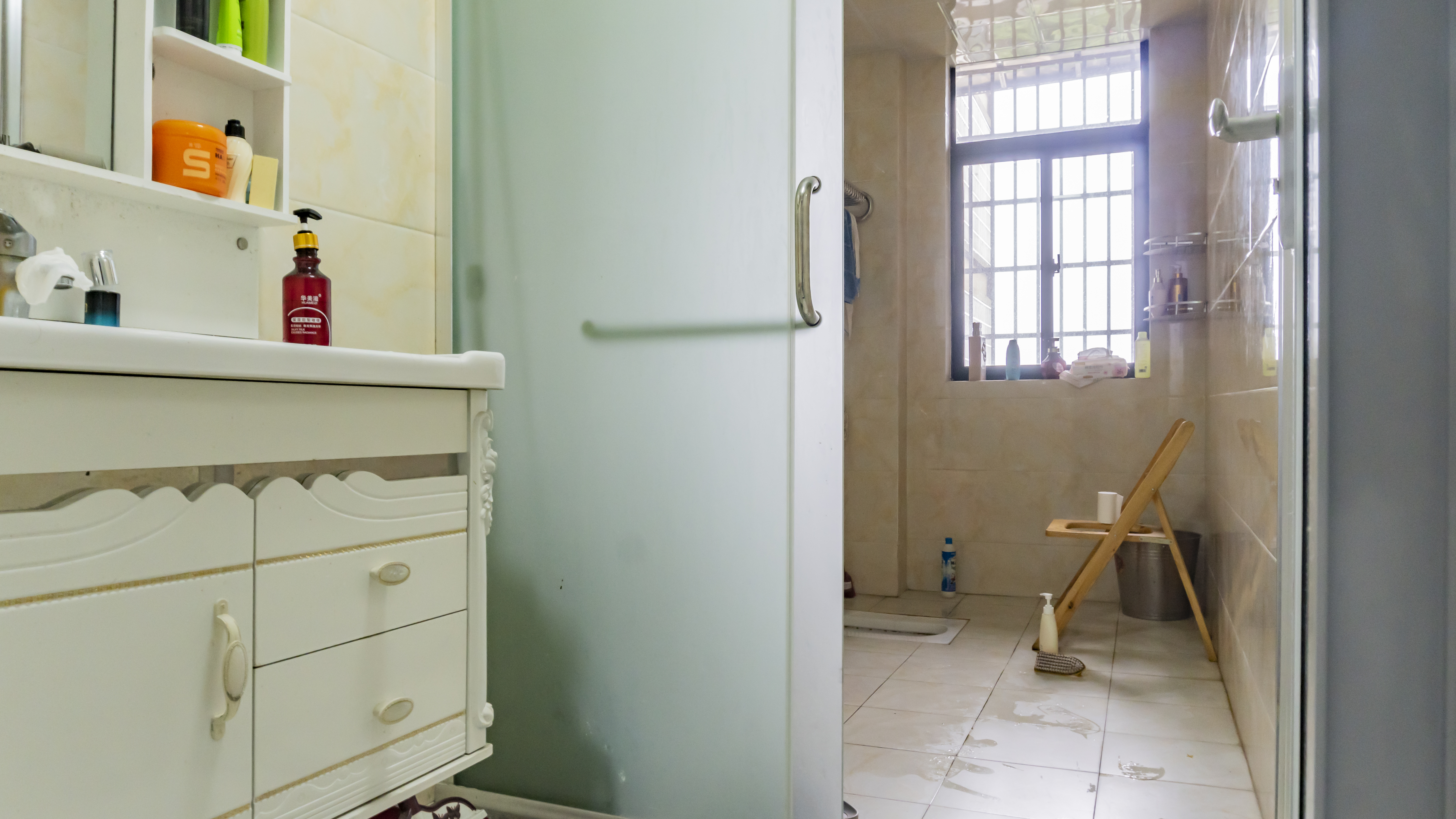 高新区海棠社区久盛商住综合楼 2室2厅1卫 50.8万 高新区海棠社区久盛商住综合楼 2室2厅1卫 50.8万室内图