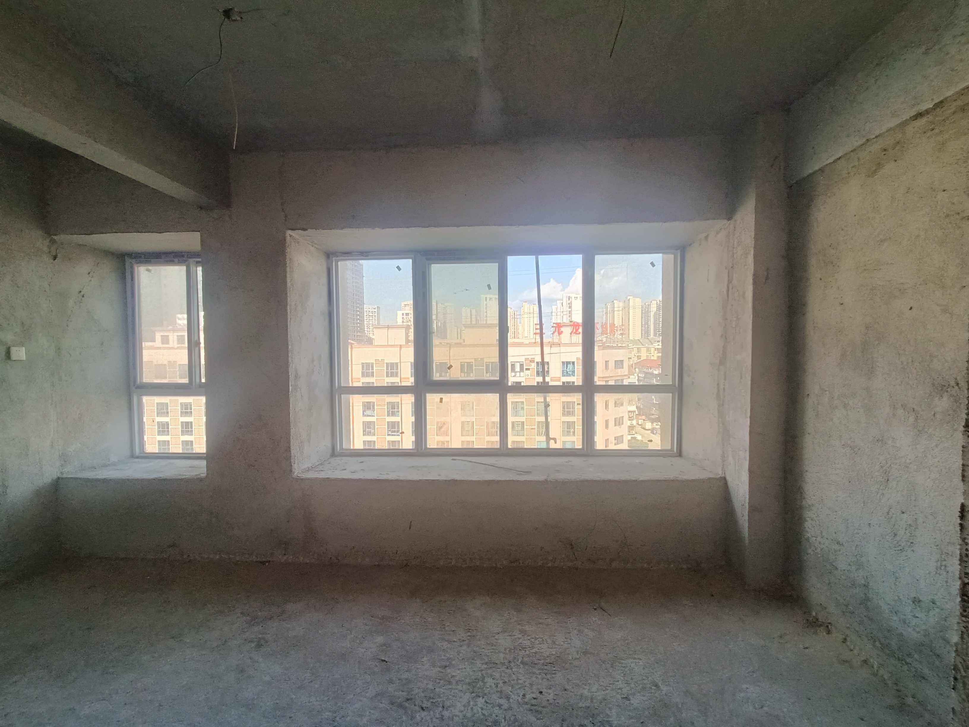 新世界建材城  1室1厅1卫   43.80万客厅