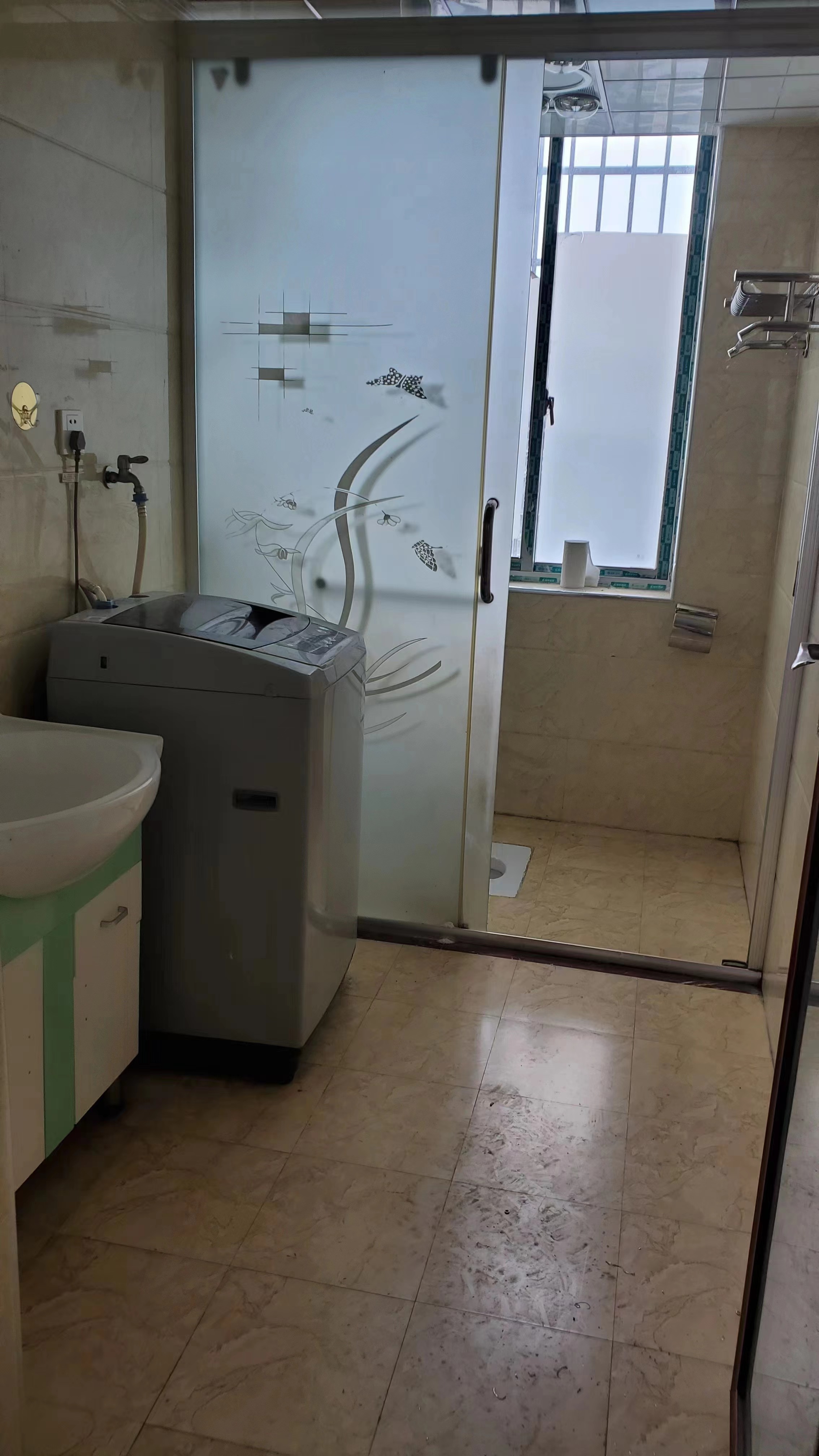 景明佳园  3室2厅1卫   1500.00元/月室内图