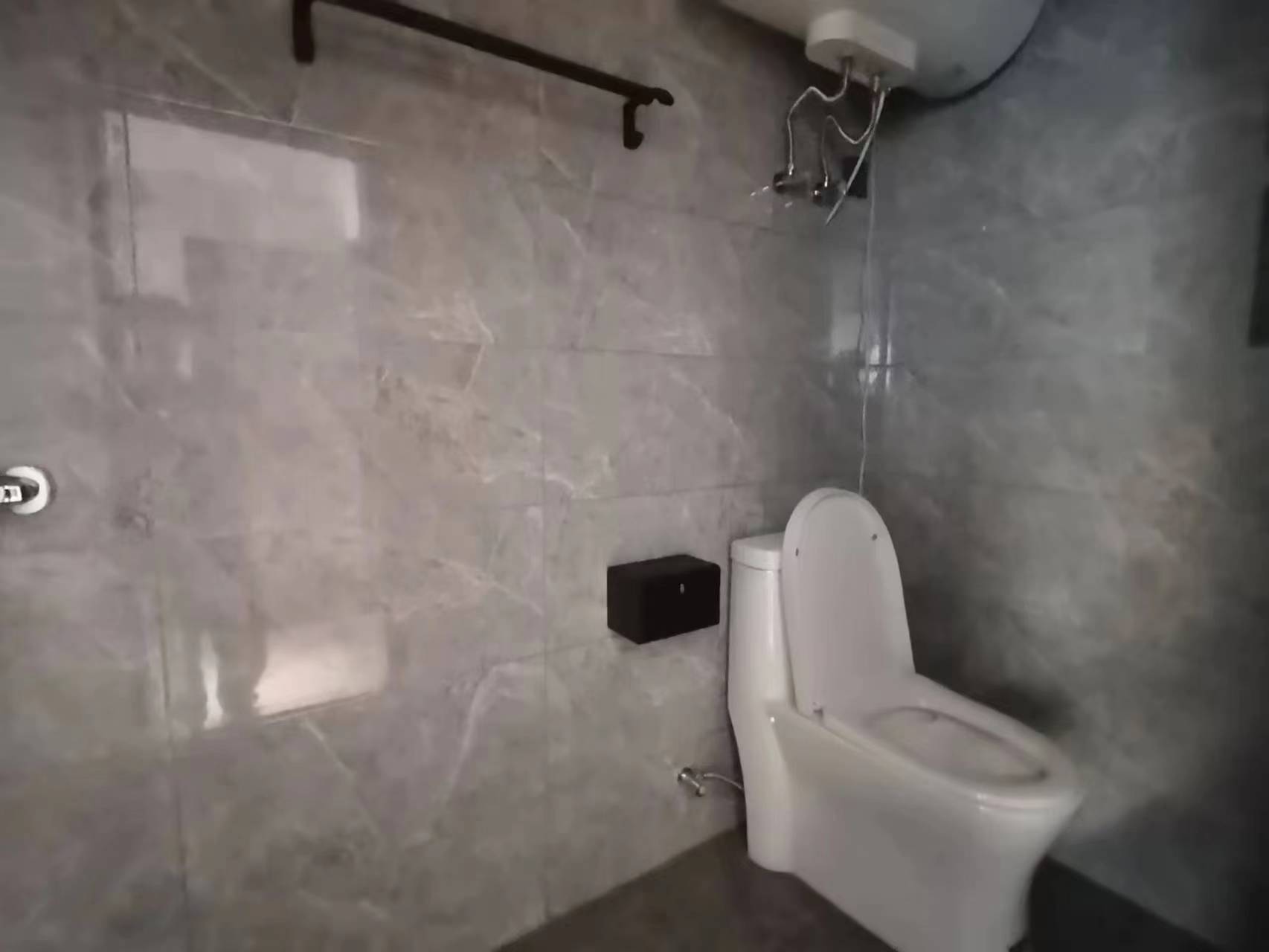 阳光城启航中心 1室1厅1卫 1500.00元/月 阳光城启航中心 1室1厅1卫 1500.00元/月室内图