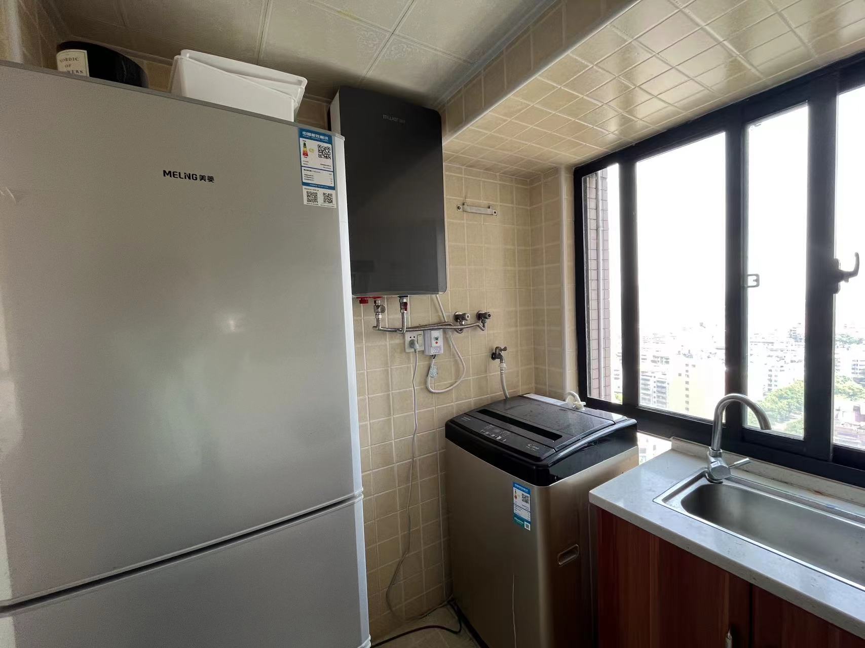 中建岳阳中心  1室1厅1卫   1200.00元/月室内图