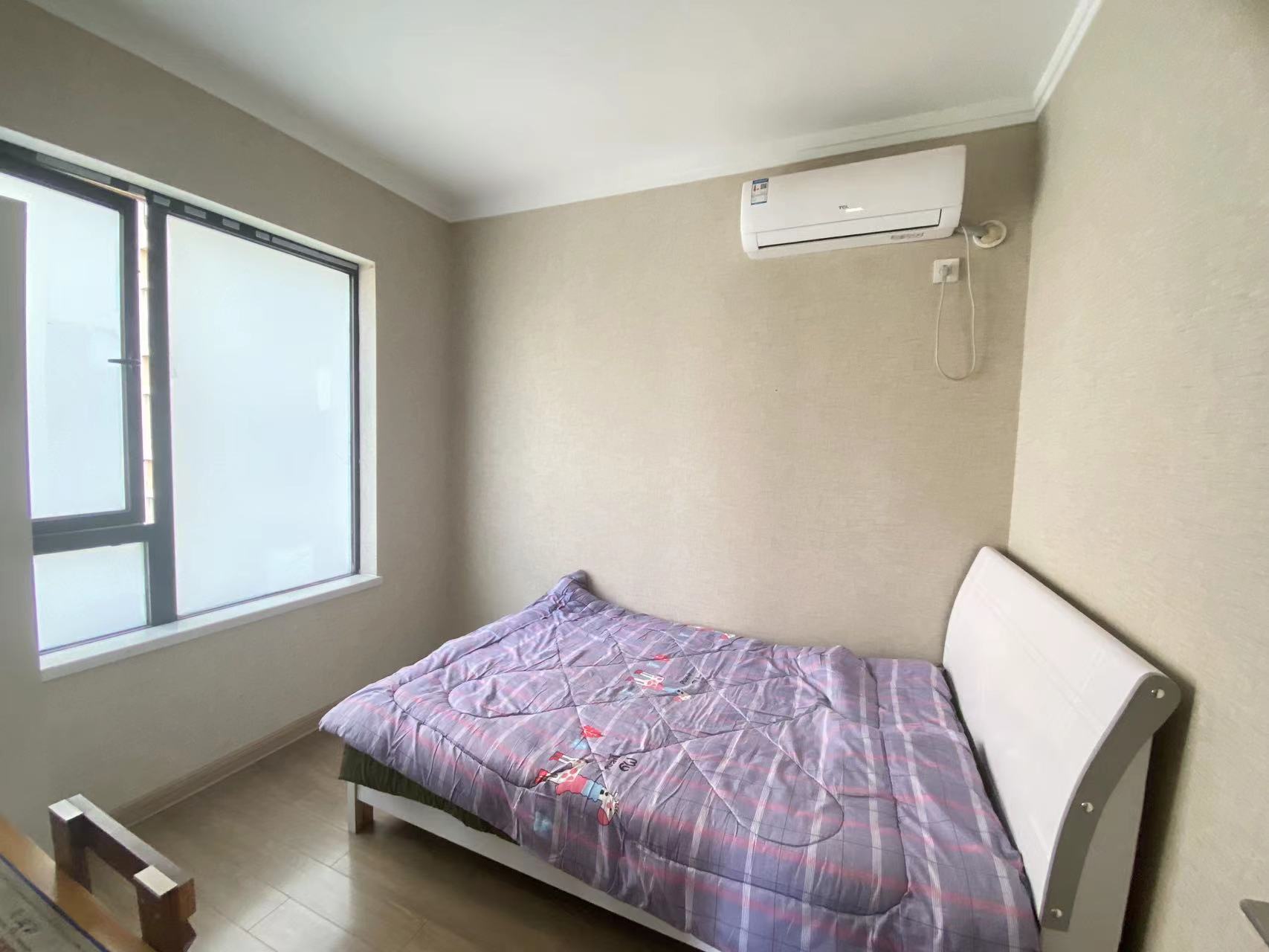 美的梧桐庄园  3室2厅1卫   1800.00元/月室内图