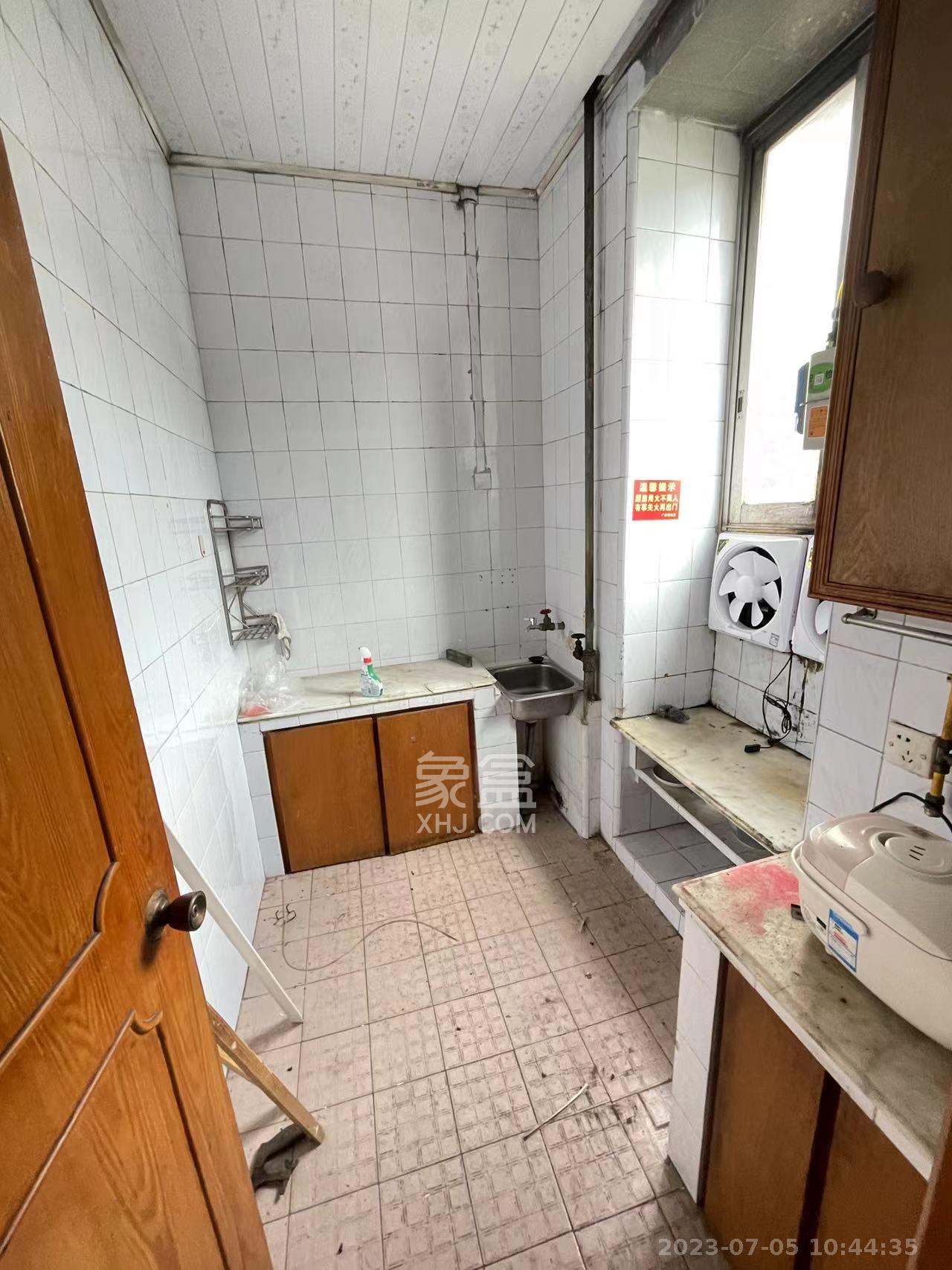 林业厅宿舍  3室2厅1卫   2500.00元/月室内图