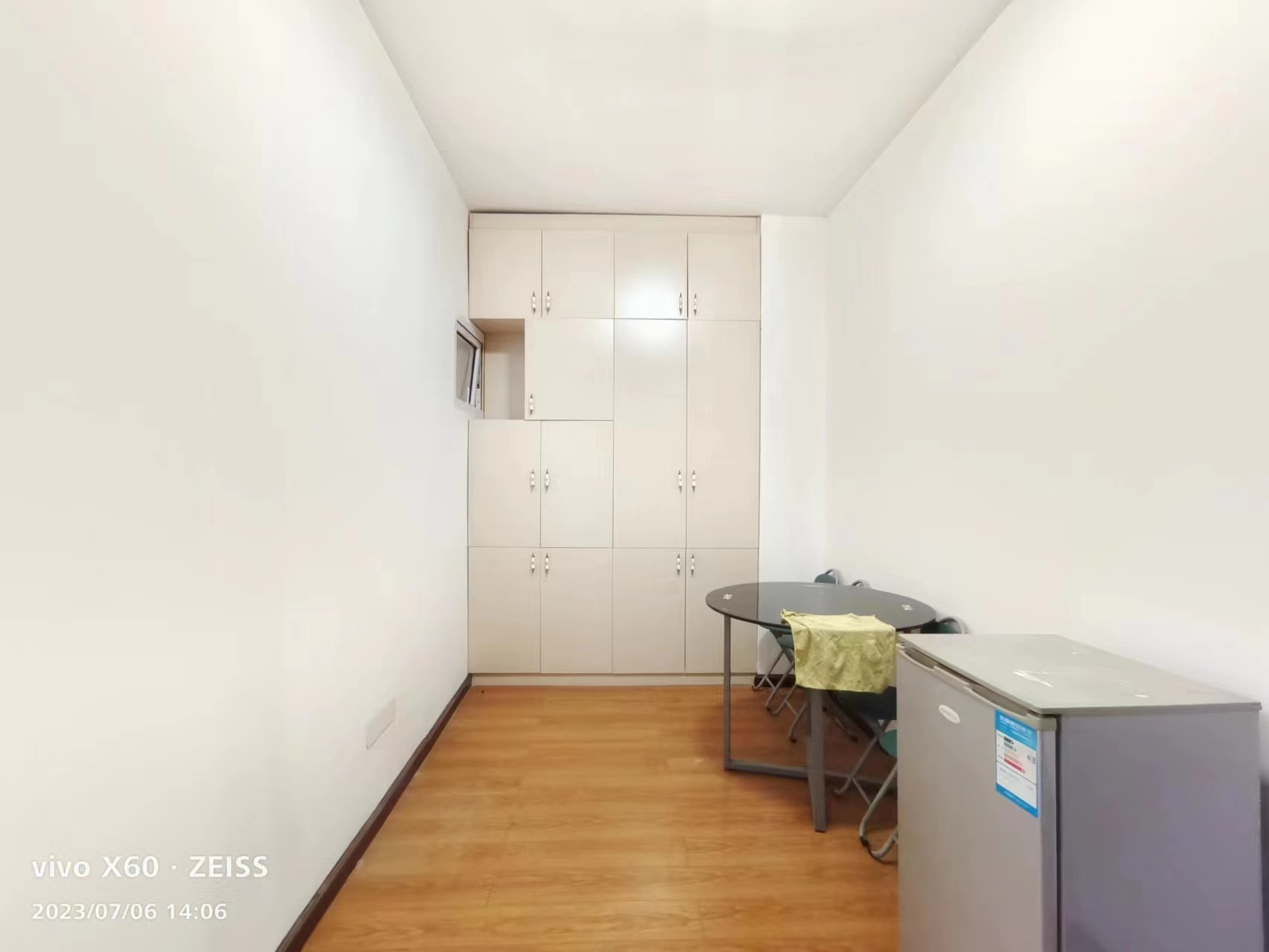 美的林城时代  1室1厅1卫   1800.00元/月室内图