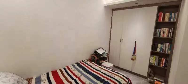 富力新天地三期  1室1厅1卫   1600.00元/月室内图