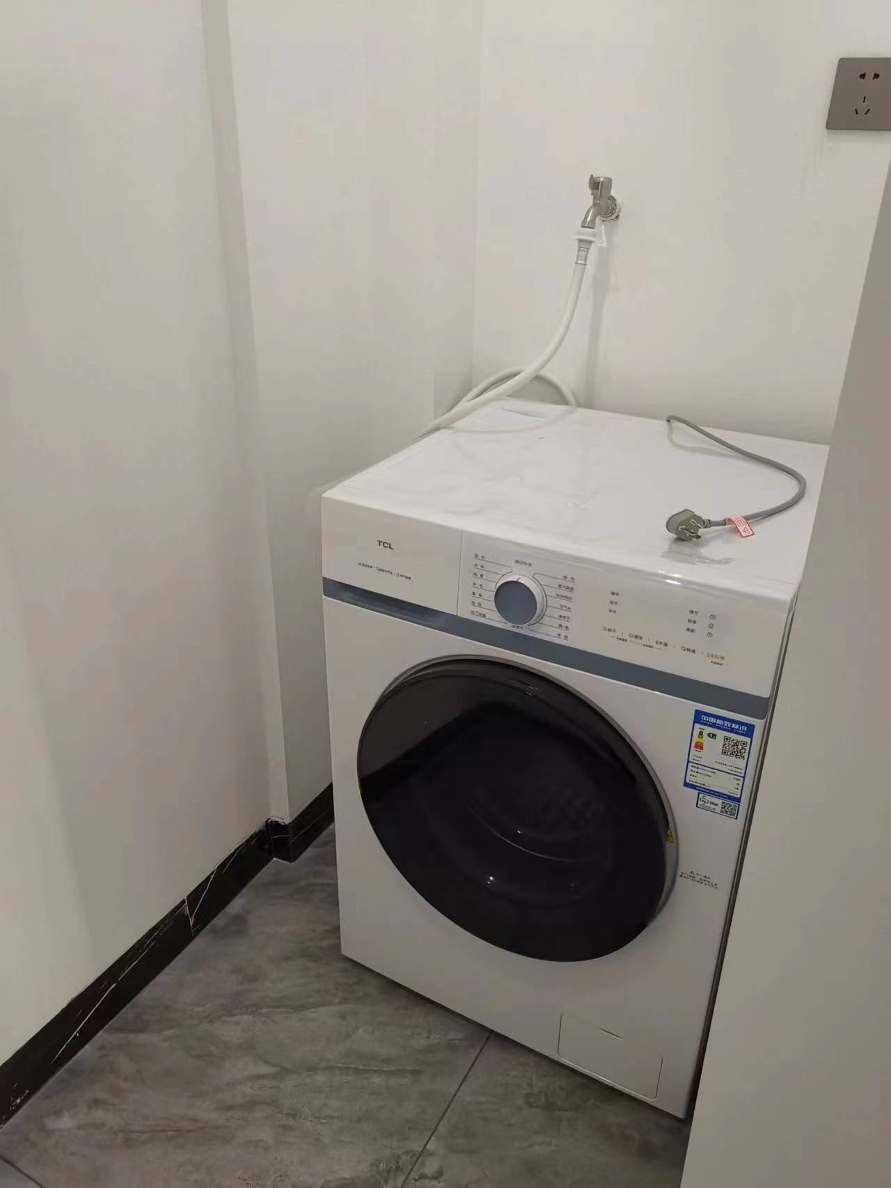 恒大滨河左岸  0室0厅0卫   1600.00元/月室内图