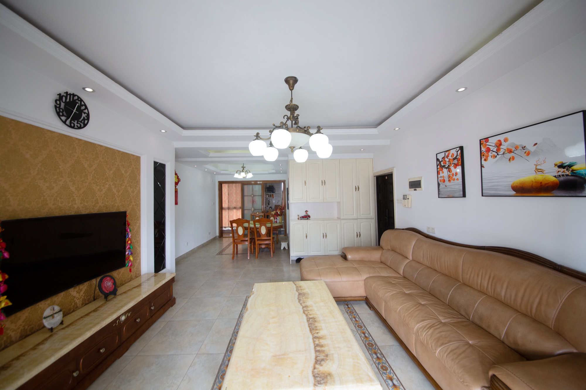 新华都万家城 3室2厅2卫 120.0万 新华都万家城 3室2厅2卫 120.0万客厅