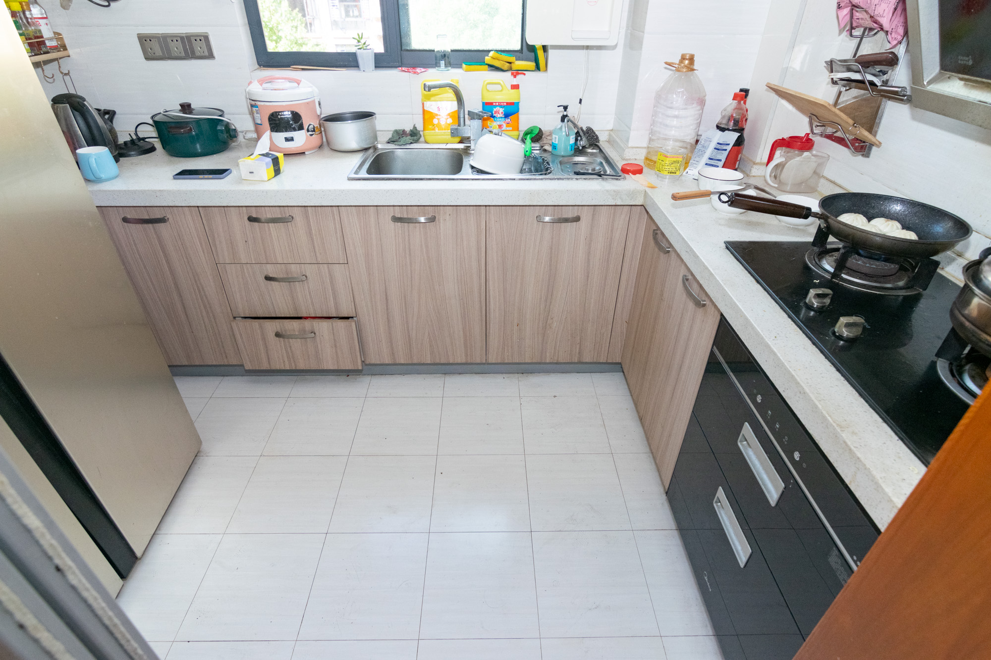 澳海澜庭  3室2厅2卫    110.0万厨房