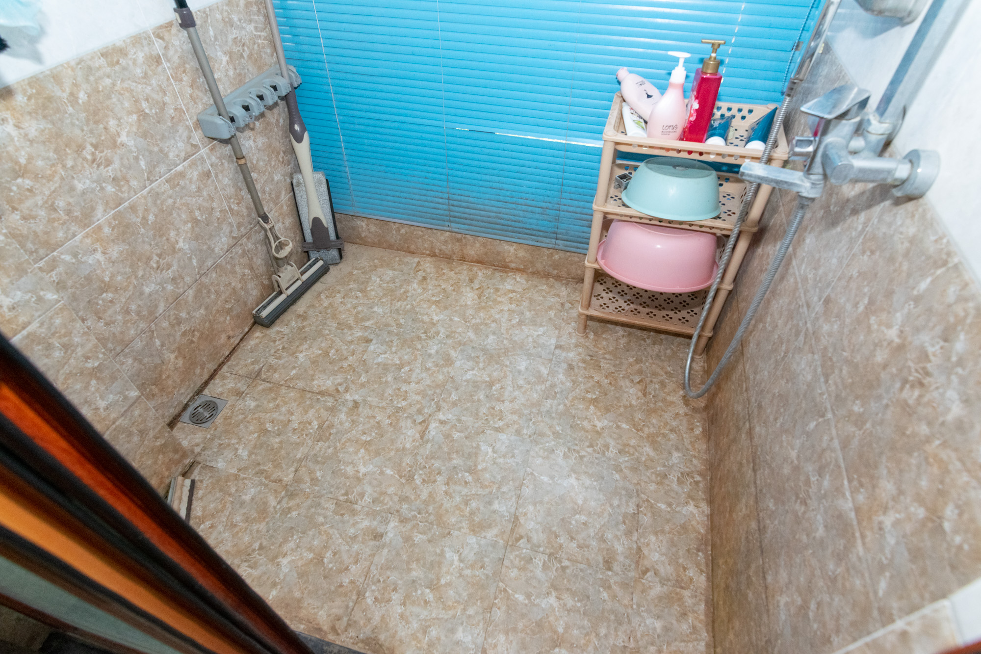 澳海澜庭  3室2厅2卫    110.0万卫生间