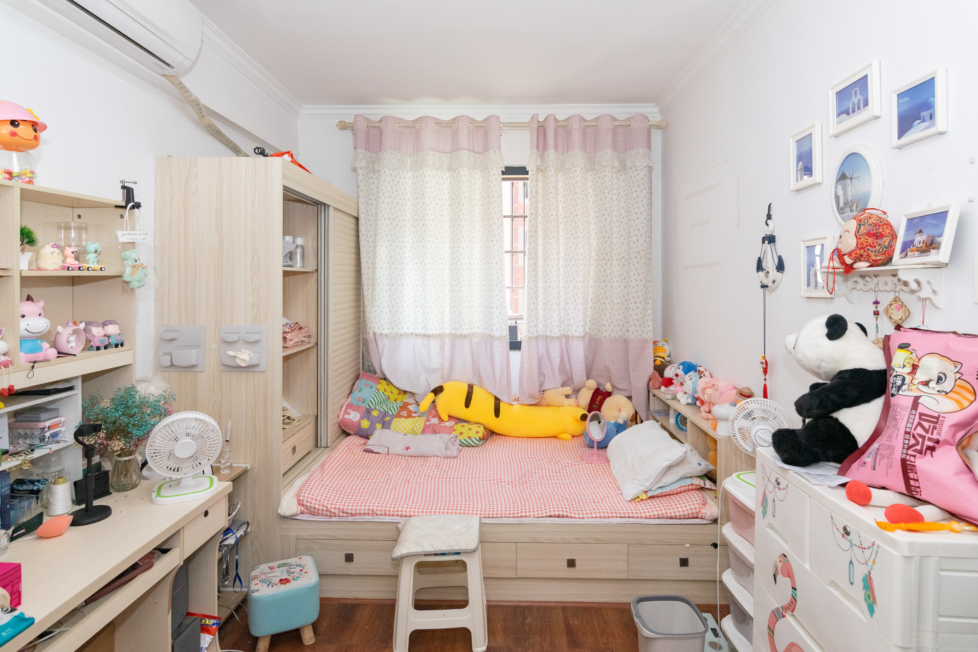 澳海澜庭  3室2厅2卫    110.0万卧室