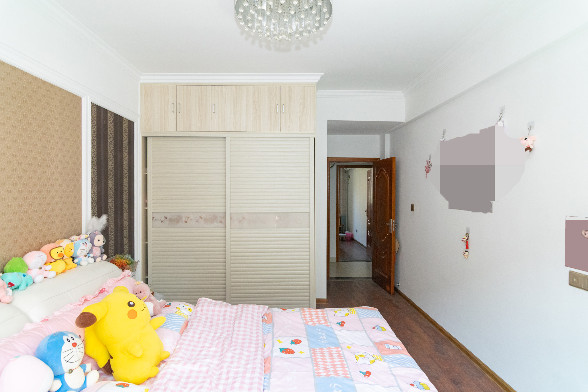 澳海澜庭  3室2厅2卫    110.0万卧室