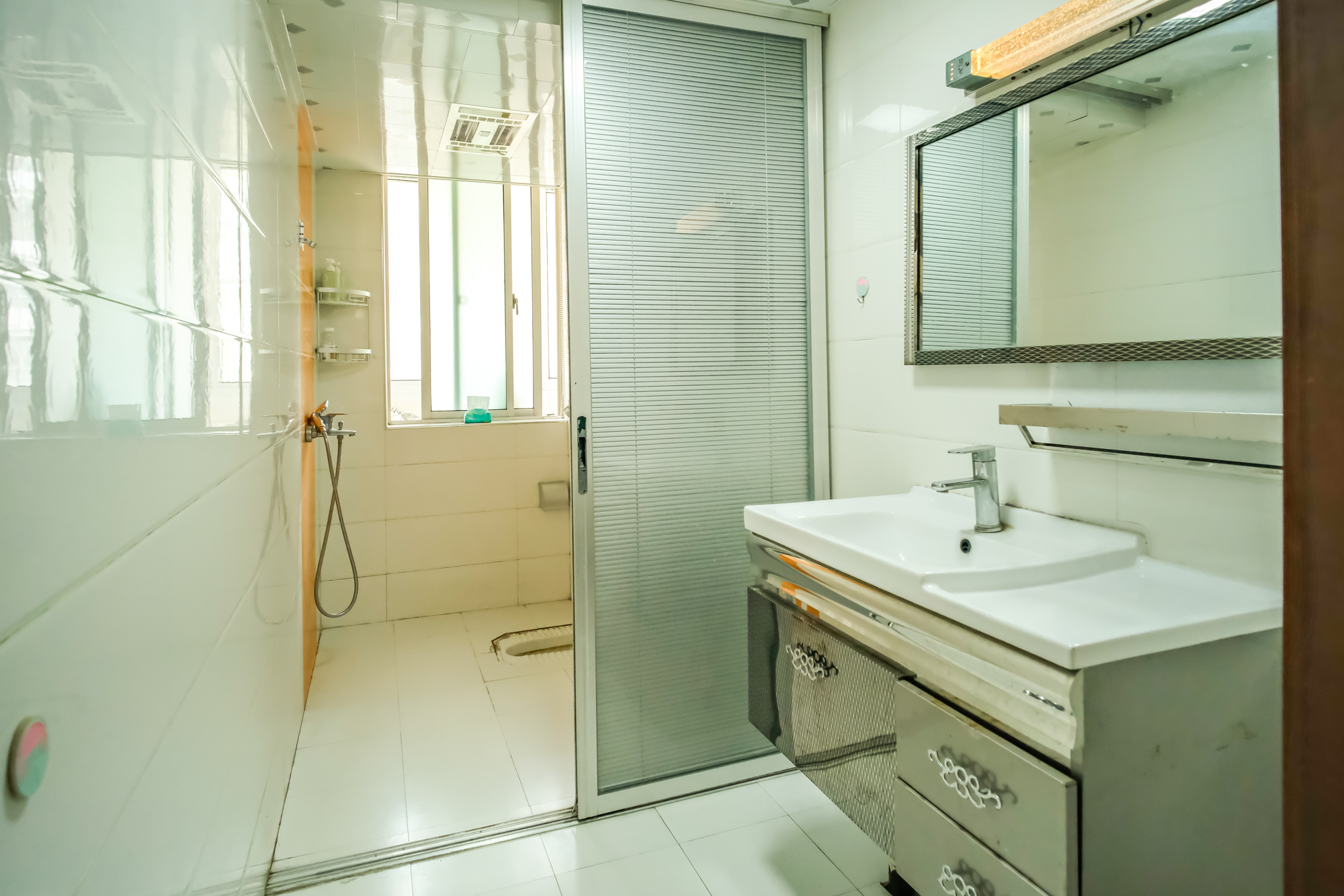 红树湾 3室2厅2卫 82.8万 红树湾 3室2厅2卫 82.8万卫生间