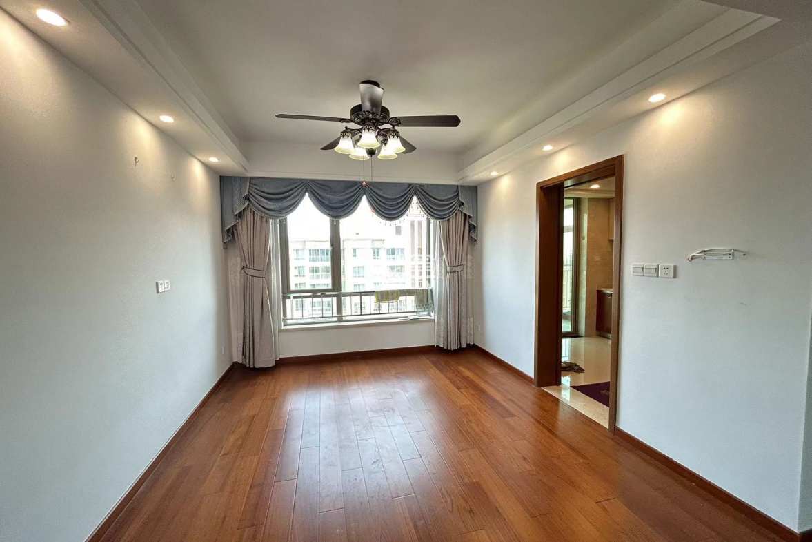 晋合湘水湾三期  3室2厅2卫    105.0万 晋合湘水湾三期  3室2厅2卫    105.0万室内图