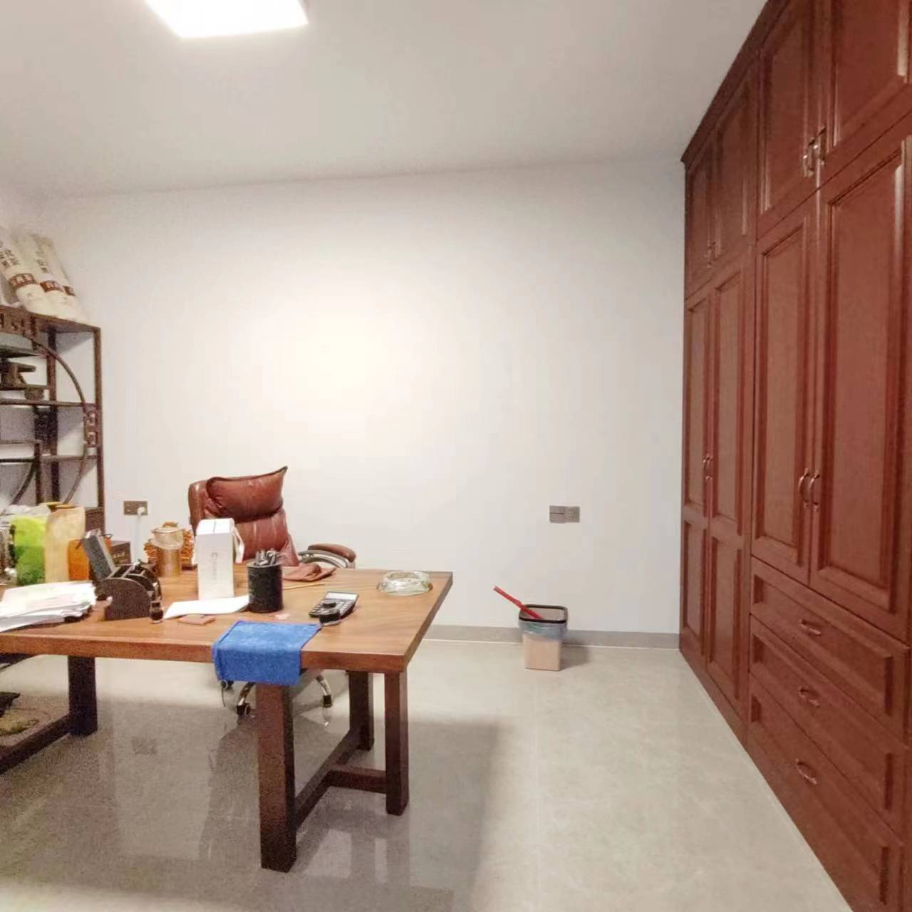 奥园广场 5室2厅2卫 79.8万 奥园广场 5室2厅2卫 79.8万室内图