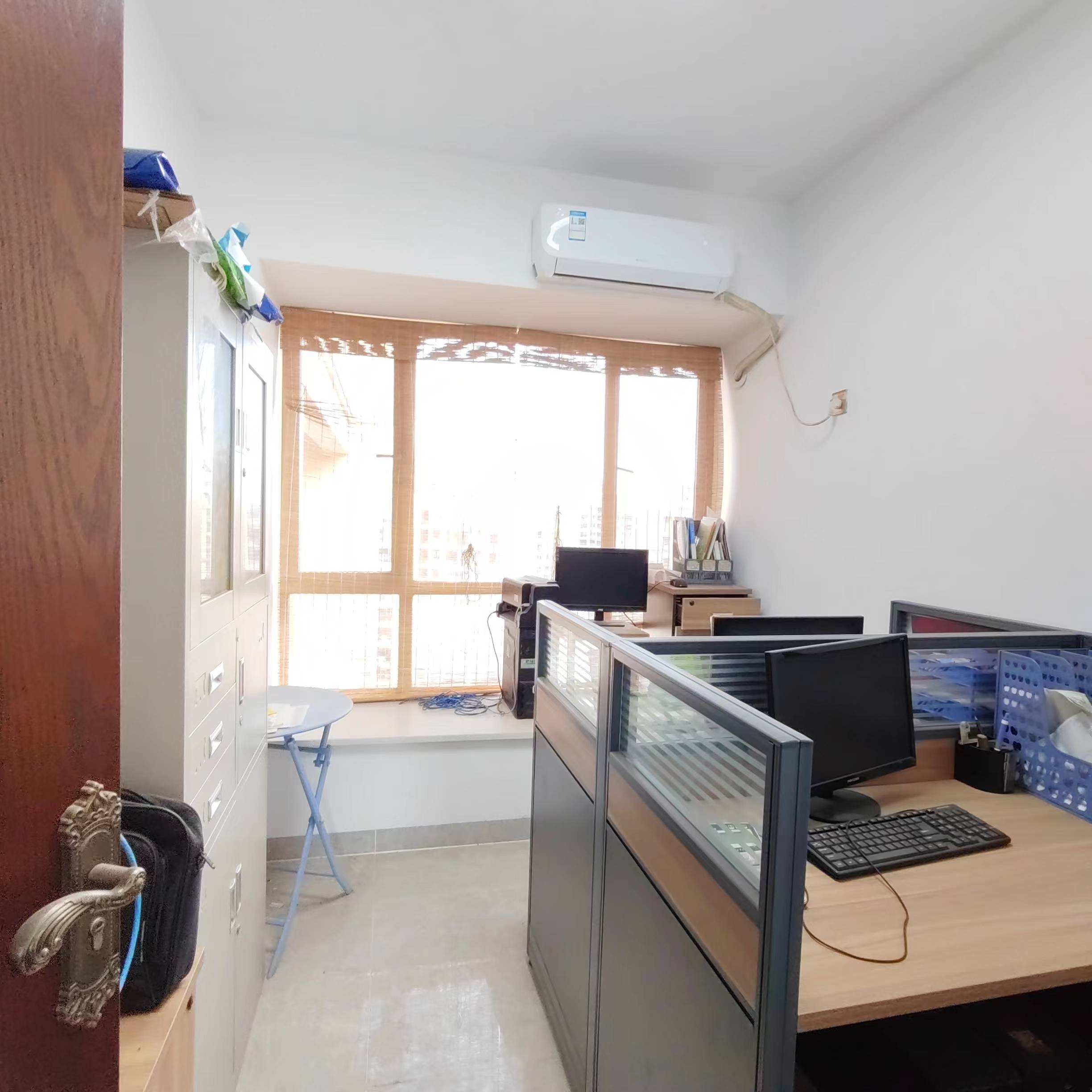 奥园广场 5室2厅2卫 79.8万 奥园广场 5室2厅2卫 79.8万室内图