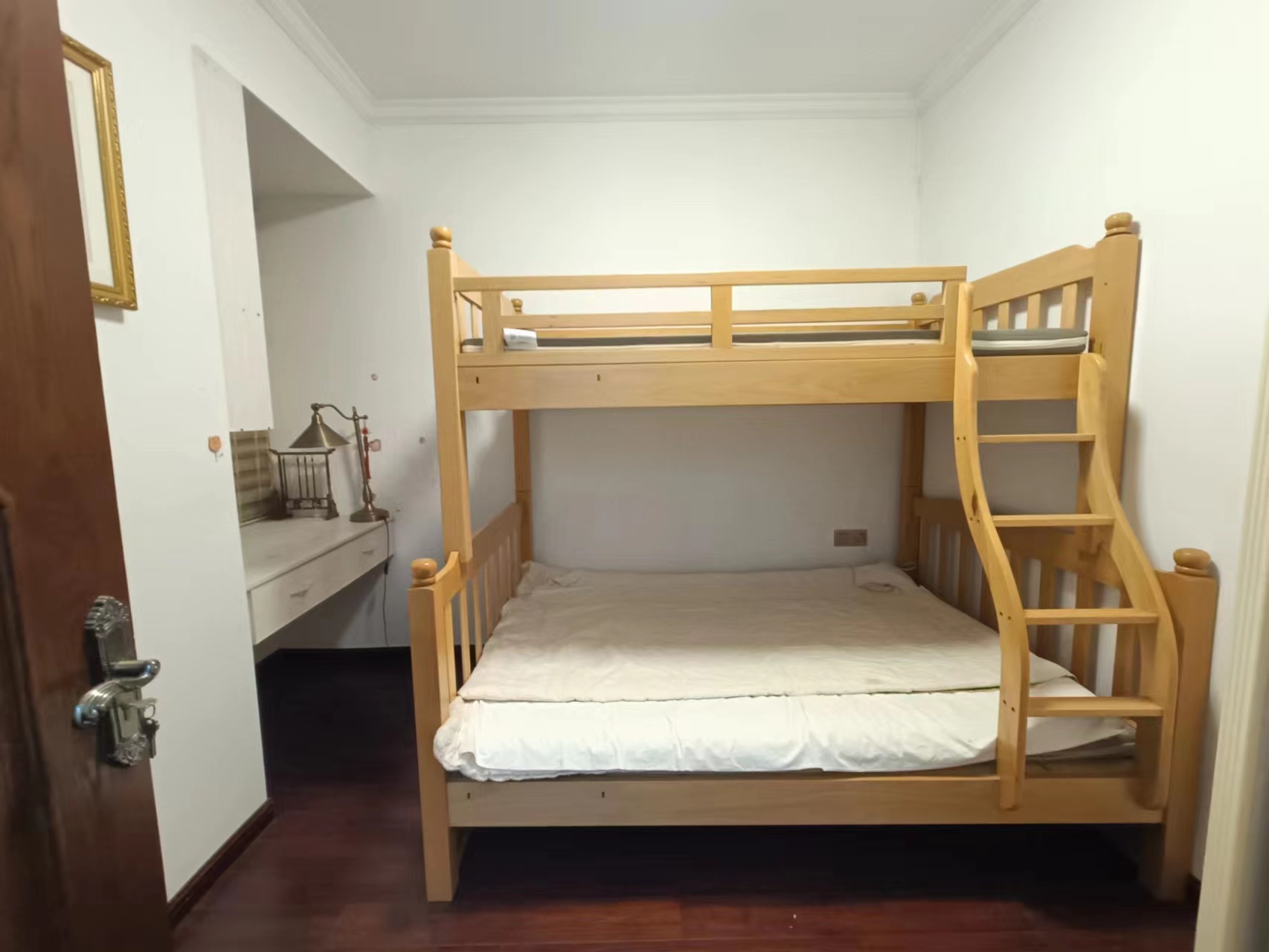 中泰财富湘江 4室2厅2卫 96.8万 中泰财富湘江 4室2厅2卫 96.8万室内图