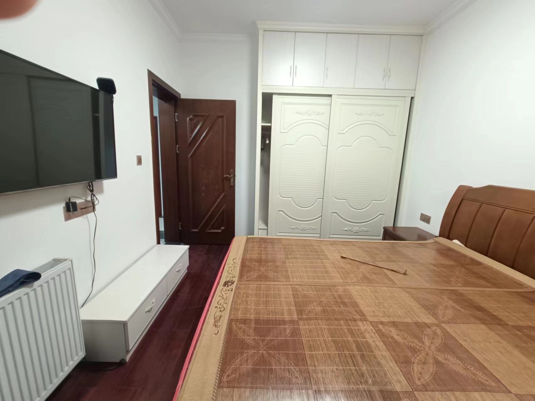 中泰财富湘江 4室2厅2卫 96.8万 中泰财富湘江 4室2厅2卫 96.8万室内图