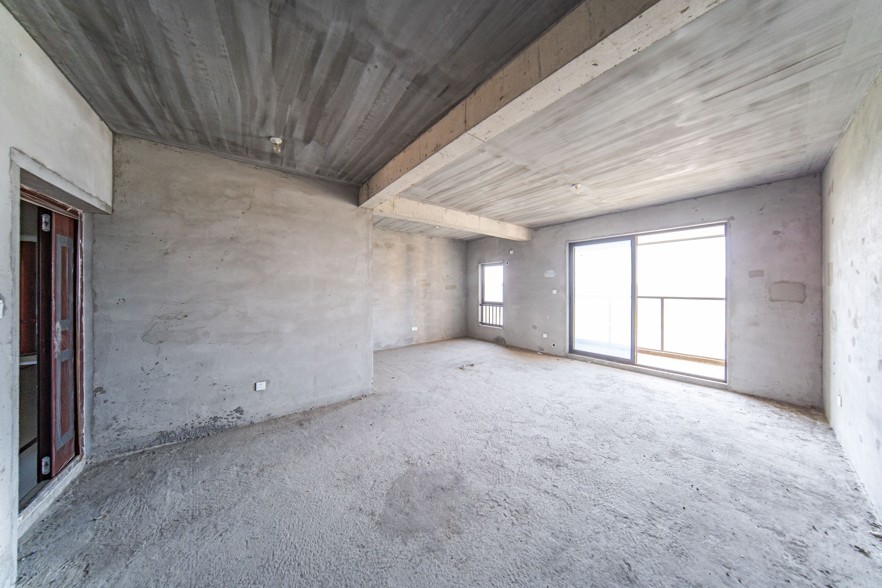 中国铁建洋湖苑  4室2厅2卫   158.90万客厅