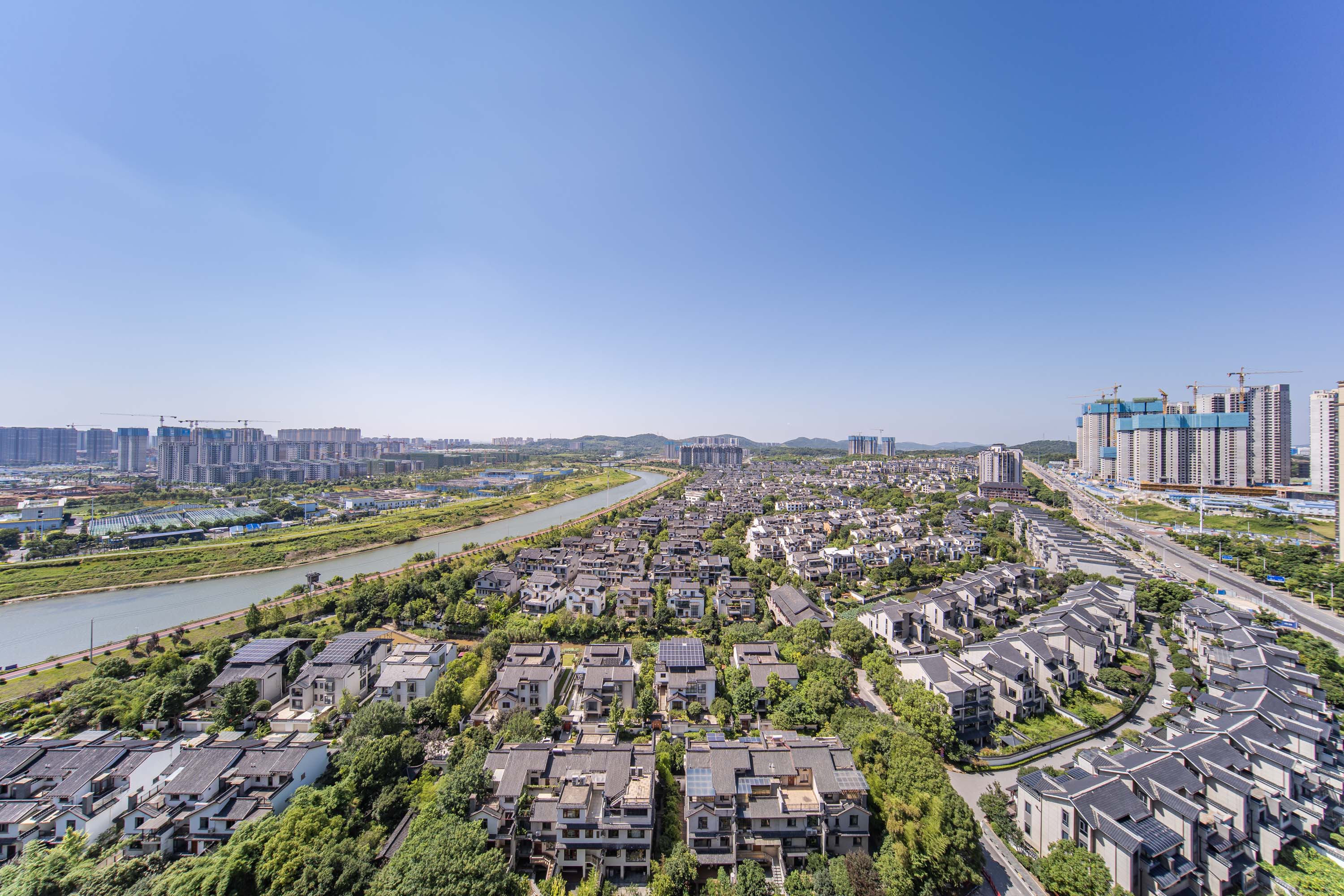 中国铁建洋湖苑  4室2厅2卫   158.90万其他
