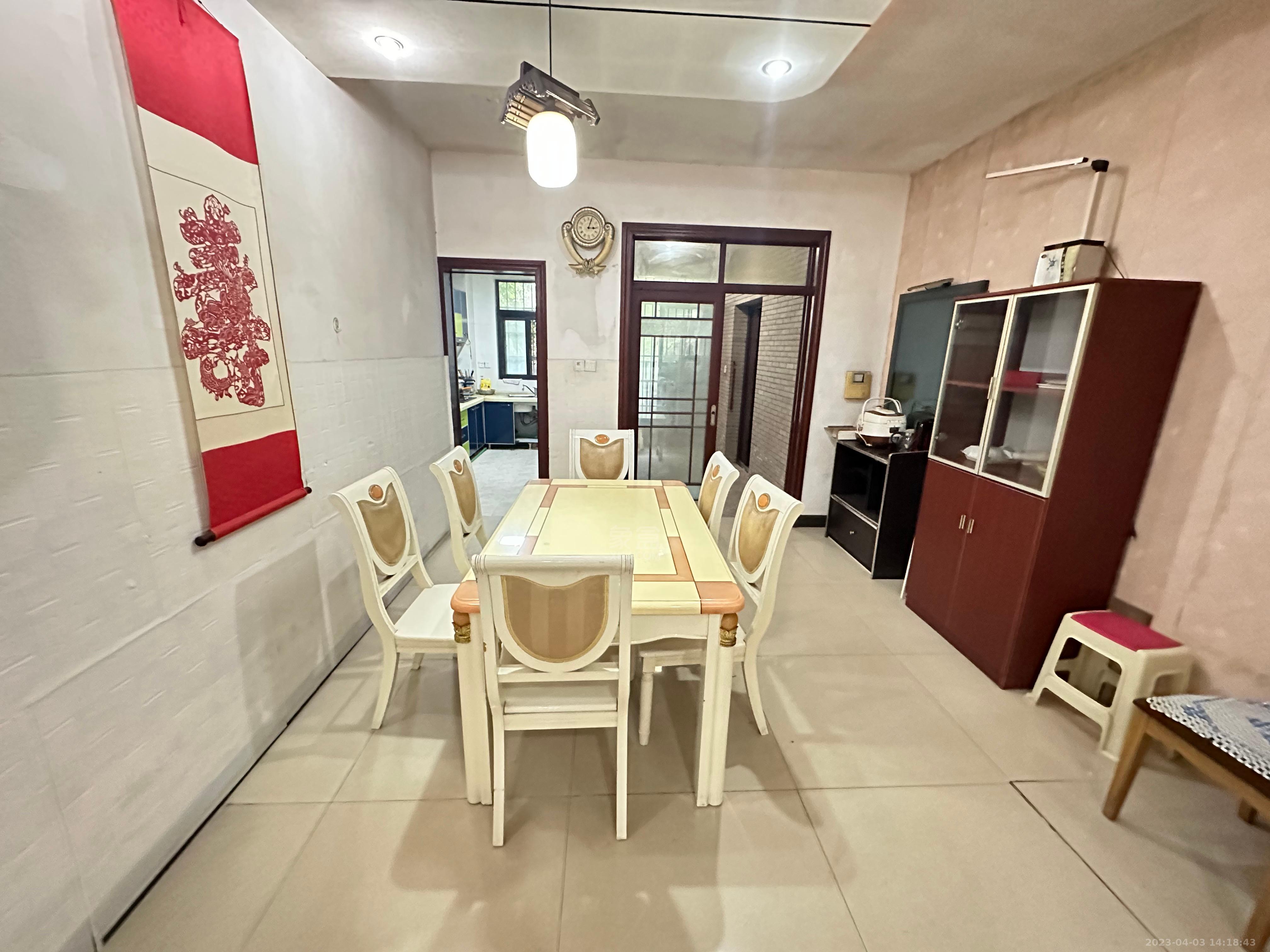 紫苑江岸 3室2厅2卫 45.0万 紫苑江岸 3室2厅2卫 45.0万室内图