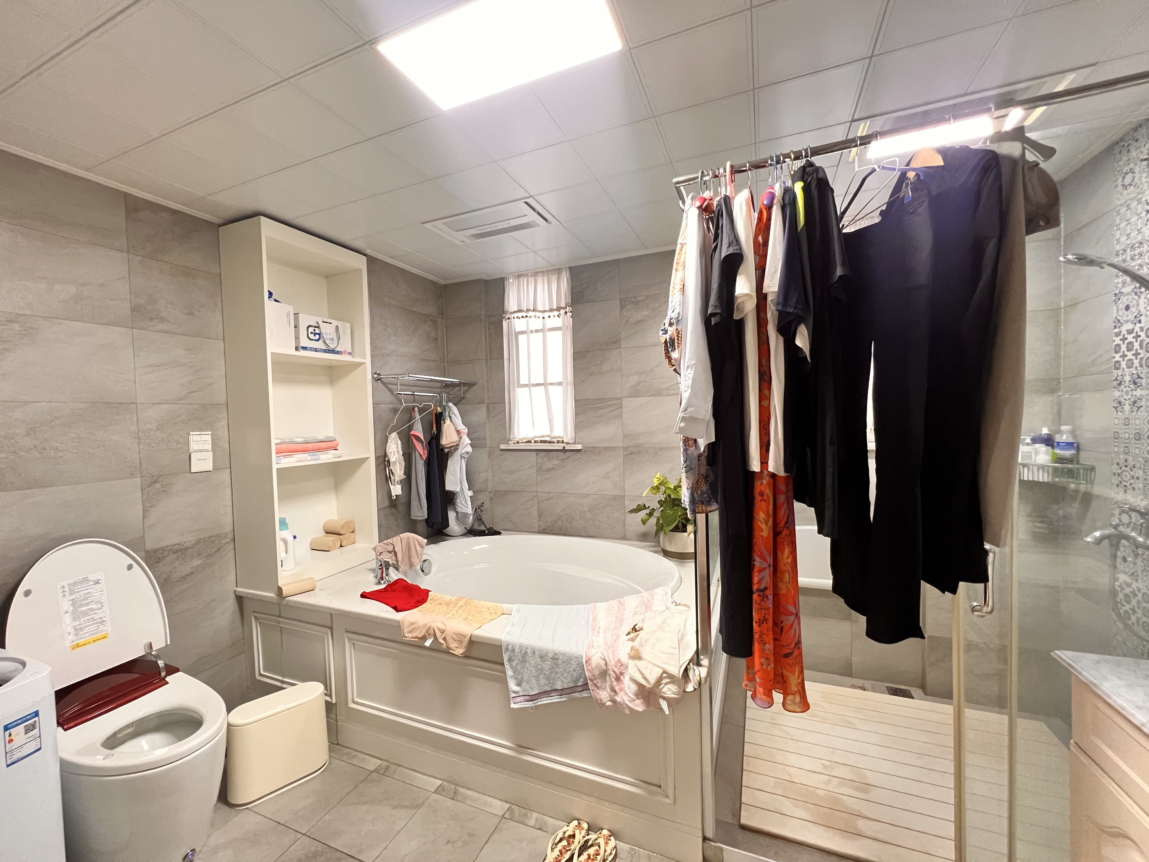 奥园养生城 4室2厅2卫 249.8万 奥园养生城 4室2厅2卫 249.8万室内图