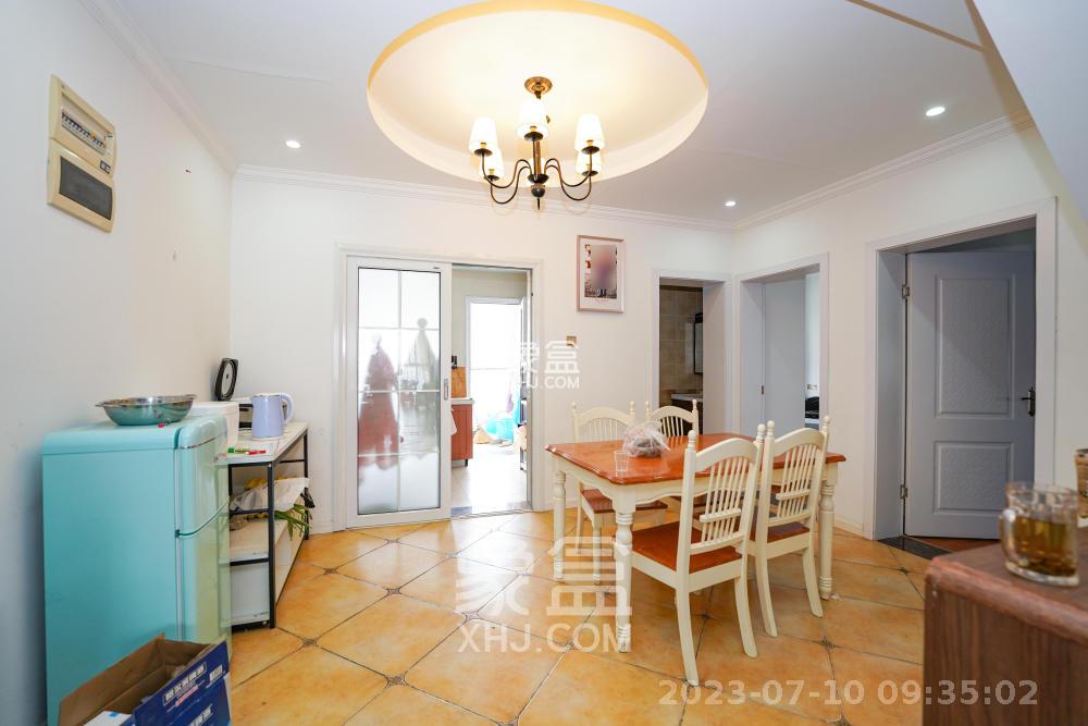 南郡明珠  6室2厅1卫    2100.0元/月 南郡明珠  6室2厅1卫    2100.0元/月室内图