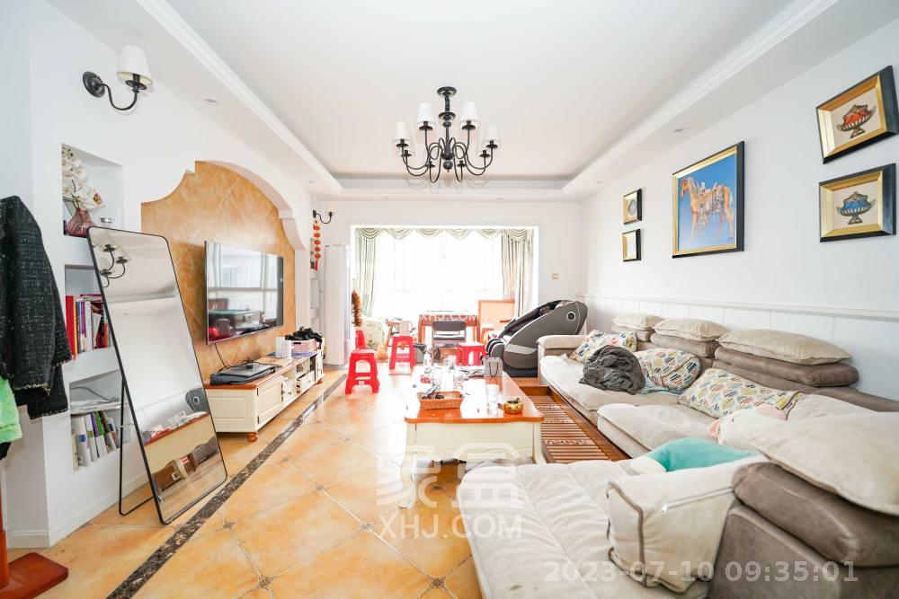 南郡明珠  6室2厅1卫    2100.0元/月 南郡明珠  6室2厅1卫    2100.0元/月室内图