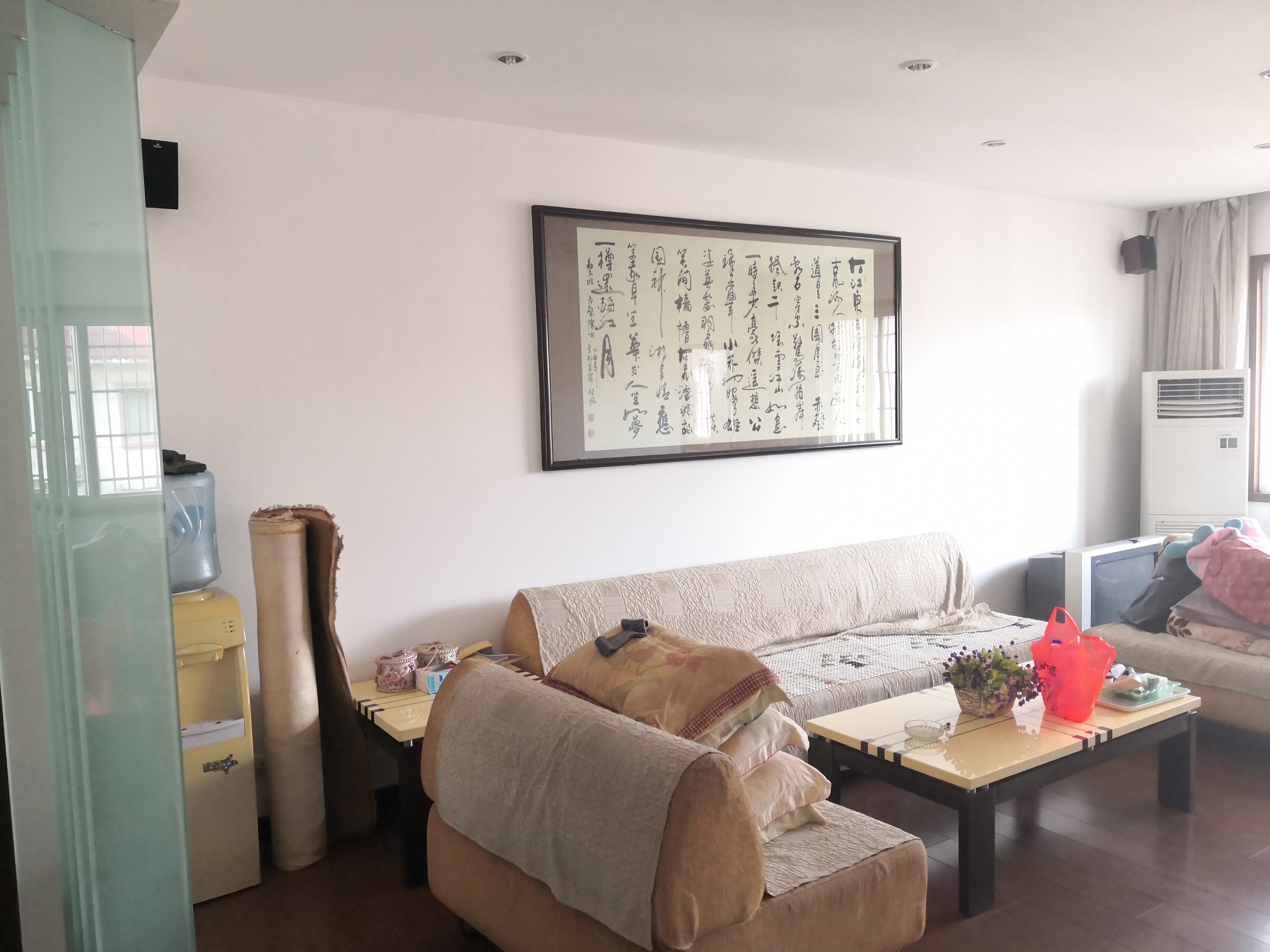 禾花园 3室2厅1卫 40.80万 禾花园 3室2厅1卫 40.80万客厅