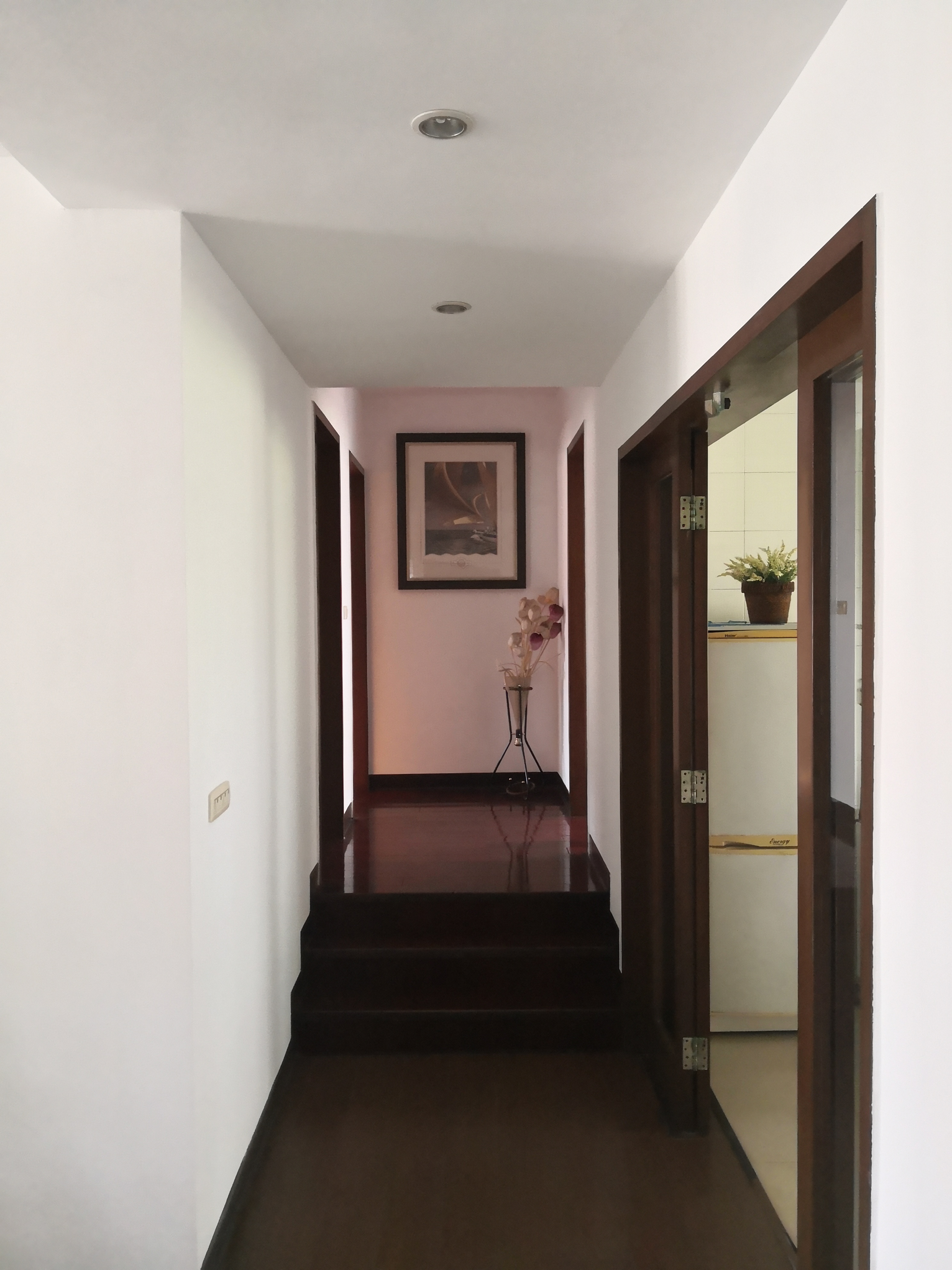 禾花园 3室2厅1卫 40.80万 禾花园 3室2厅1卫 40.80万客厅