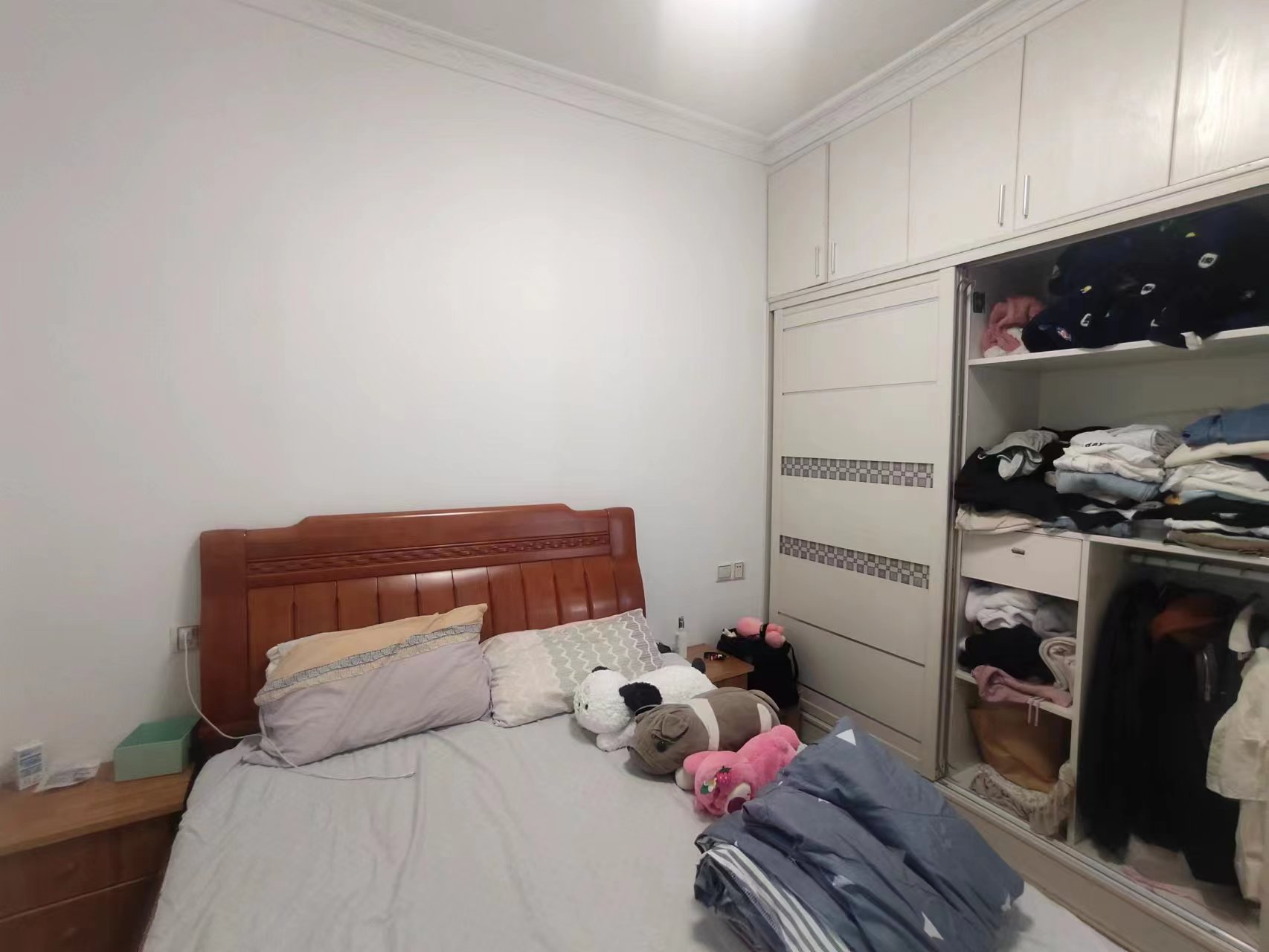 龙腾国际 2室2厅1卫 56.8万 龙腾国际 2室2厅1卫 56.8万室内图