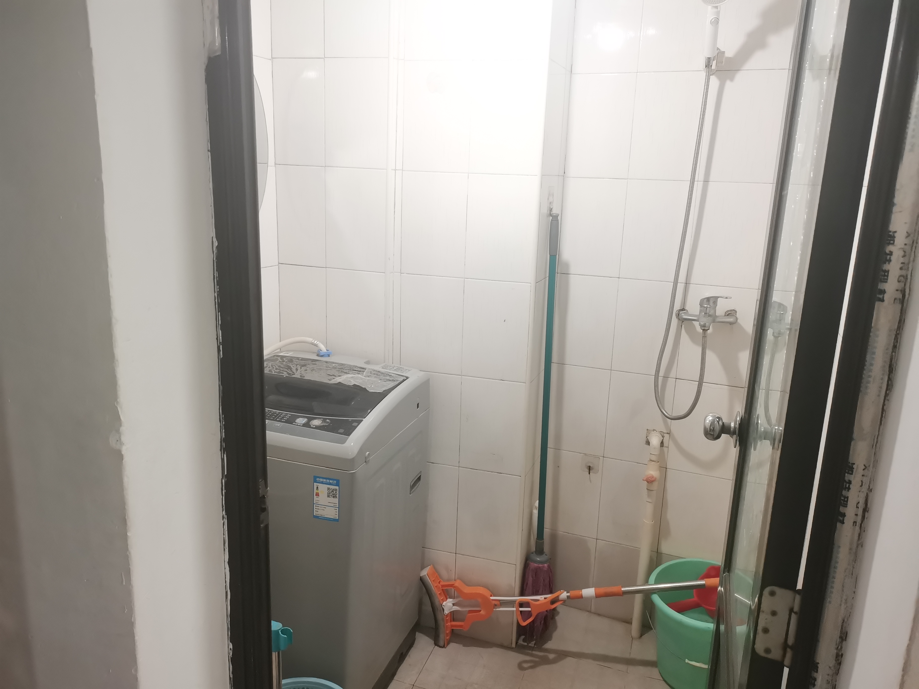 胜马可 1室1厅1卫 18.00万 胜马可 1室1厅1卫 18.00万室内图