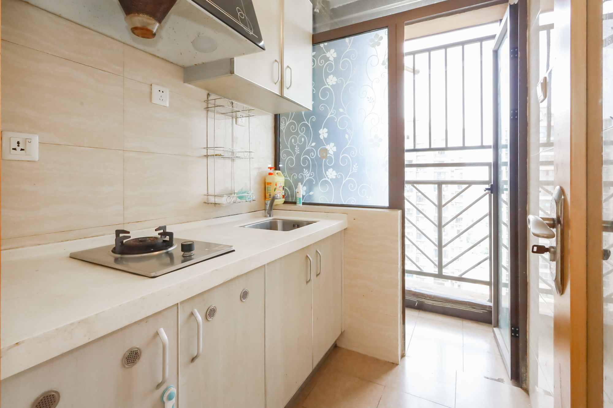 旭辉藏郡(藏郡、旭湘华府) 1室1厅1卫 35.0万 旭辉藏郡(藏郡、旭湘华府) 1室1厅1卫 35.0万其他