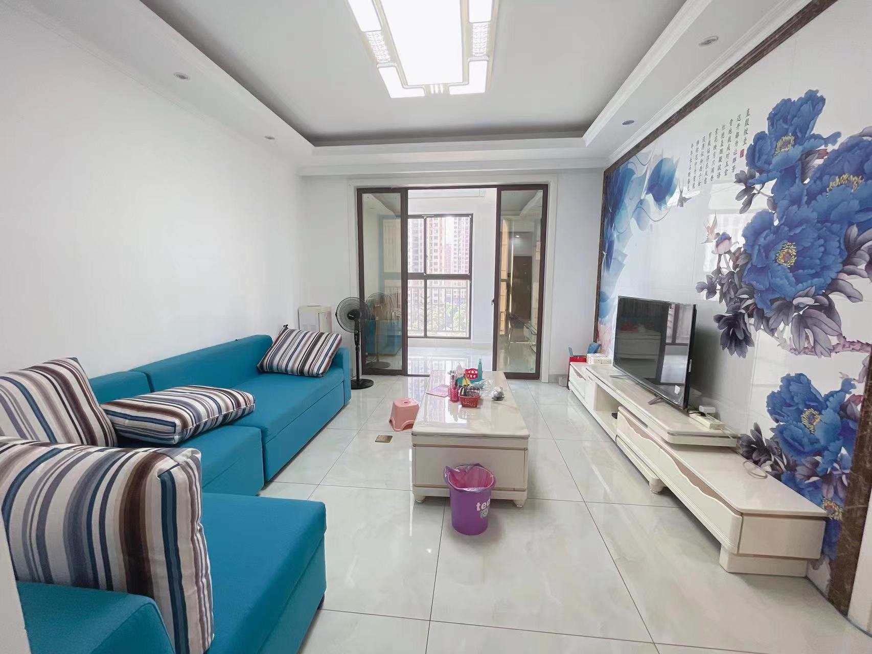 中欧昆仑首府 2室2厅1卫 61.8万 中欧昆仑首府 2室2厅1卫 61.8万室内图