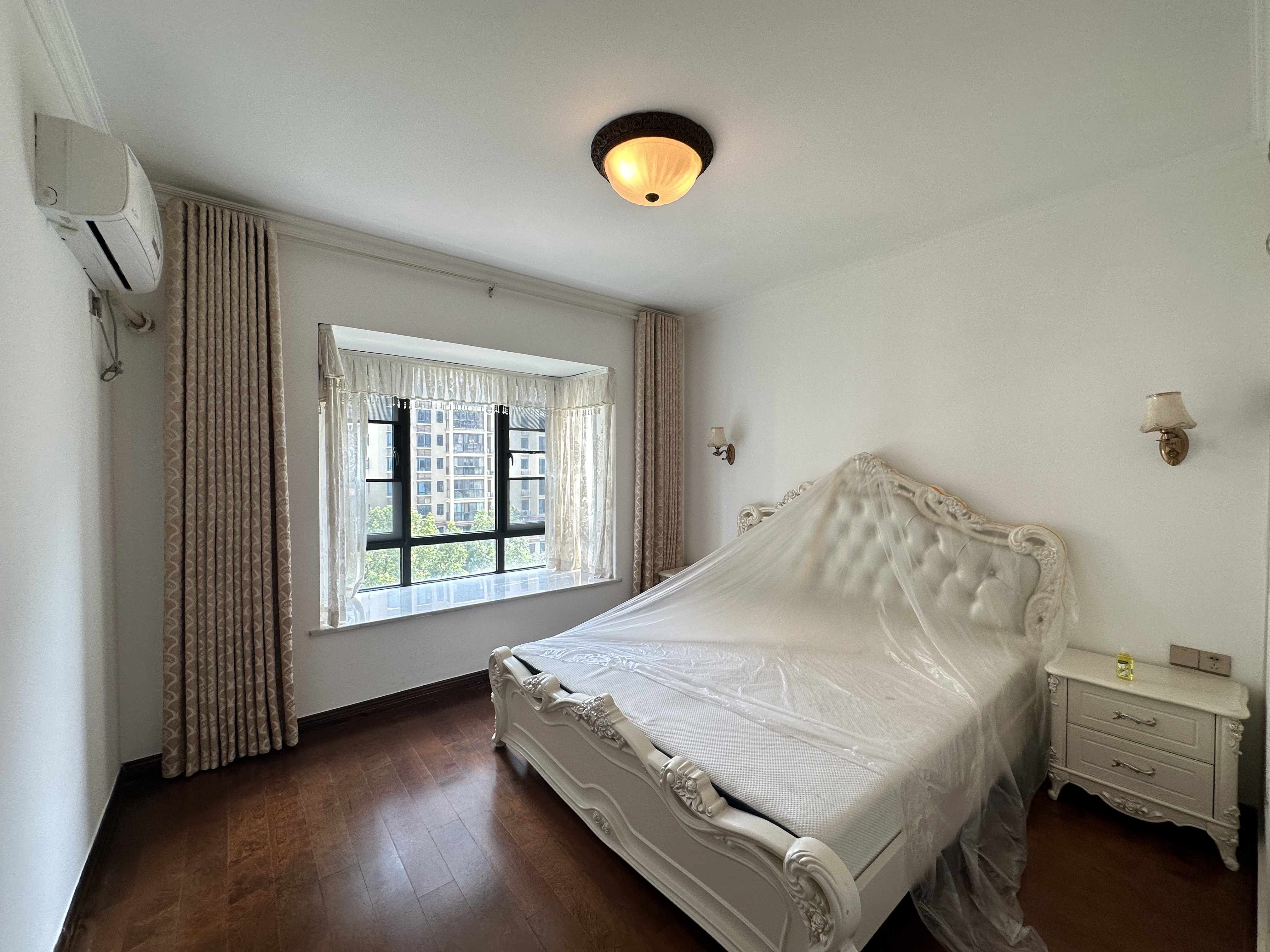 龙腾国际 1室0厅0卫 72.0万 龙腾国际 1室0厅0卫 72.0万室内图