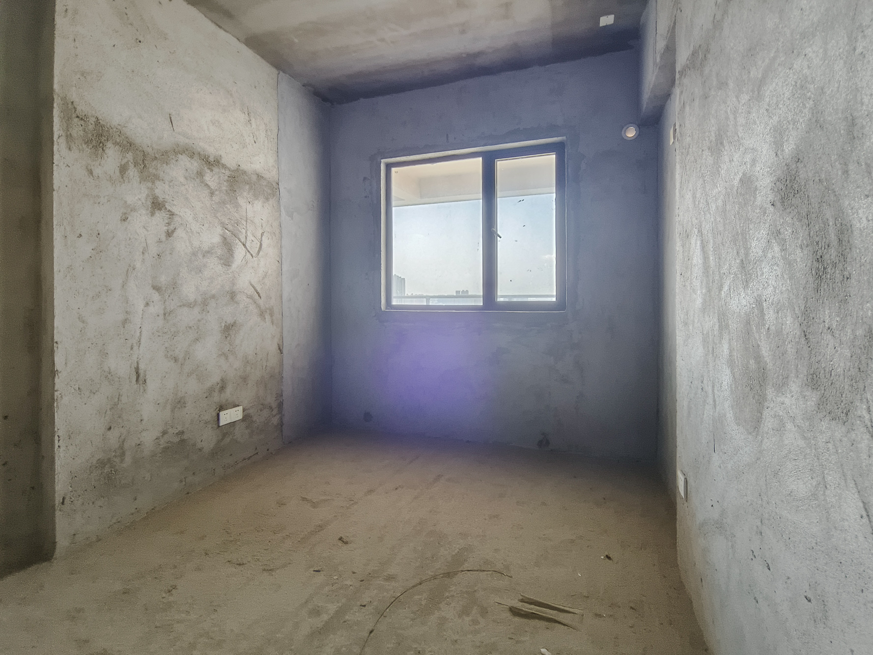 盛地尊域 4室2厅1卫 75.0万 盛地尊域 4室2厅1卫 75.0万卧室