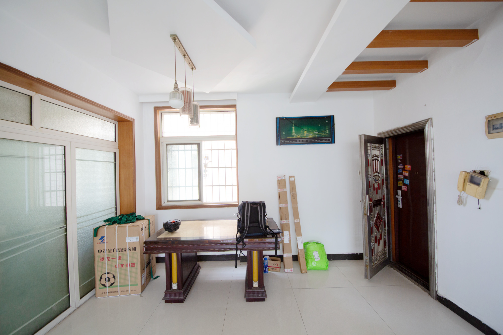 长远华樟名府 3室2厅1卫 84.0万 长远华樟名府 3室2厅1卫 84.0万客厅