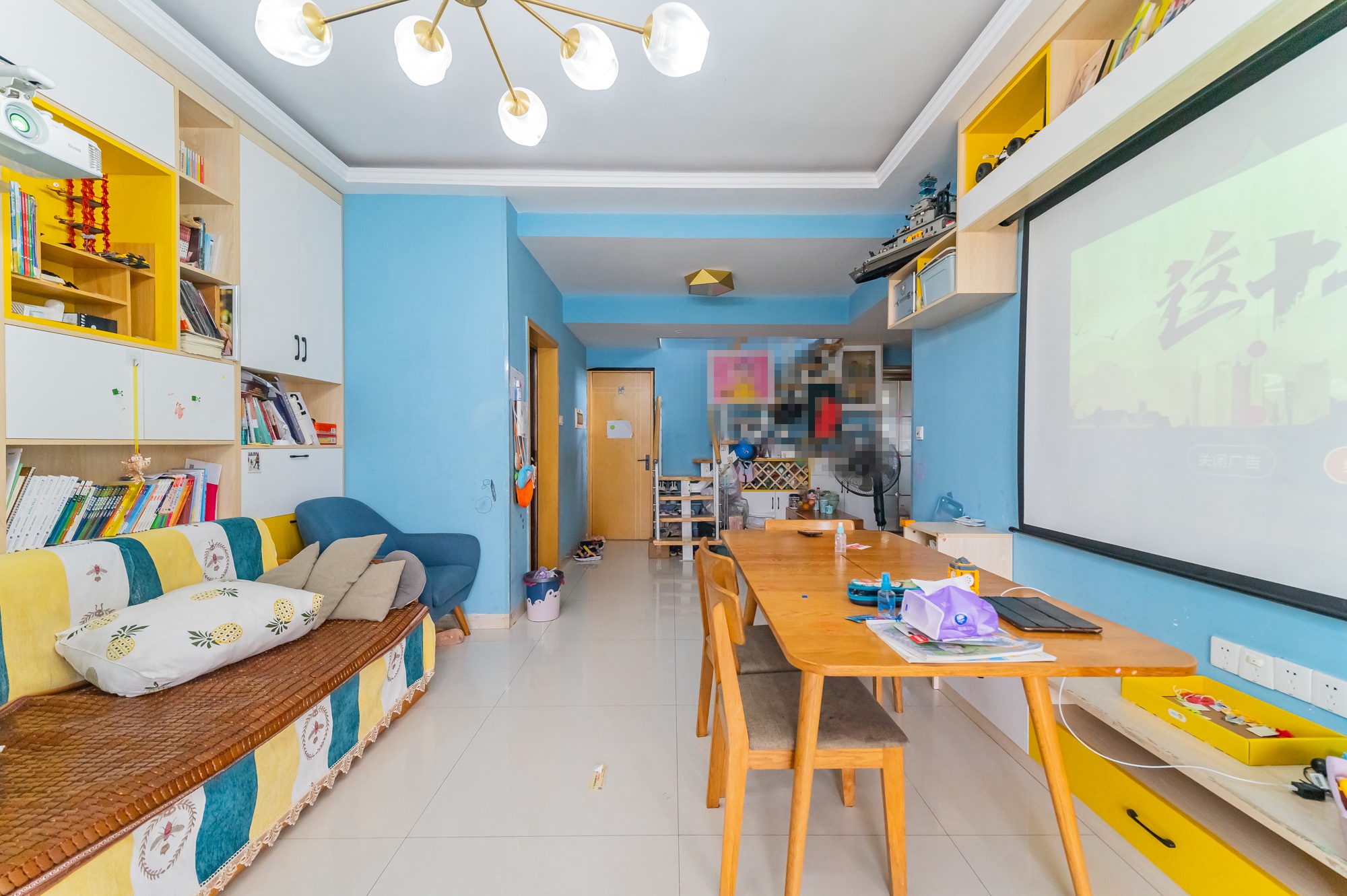 鹏基诺亚山林 3室2厅2卫 70.0万 鹏基诺亚山林 3室2厅2卫 70.0万客厅