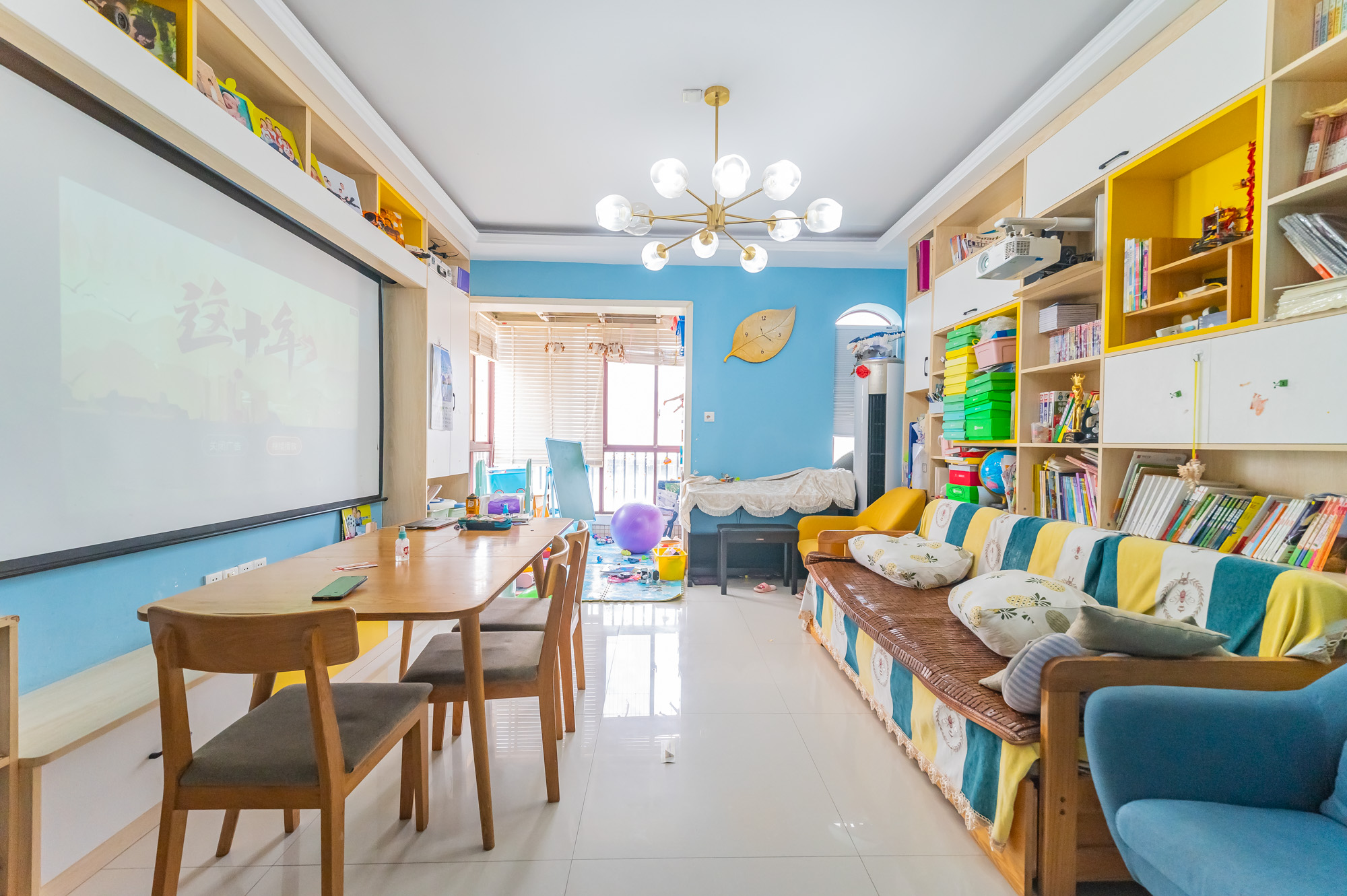 鹏基诺亚山林 3室2厅2卫 70.0万 鹏基诺亚山林 3室2厅2卫 70.0万客厅