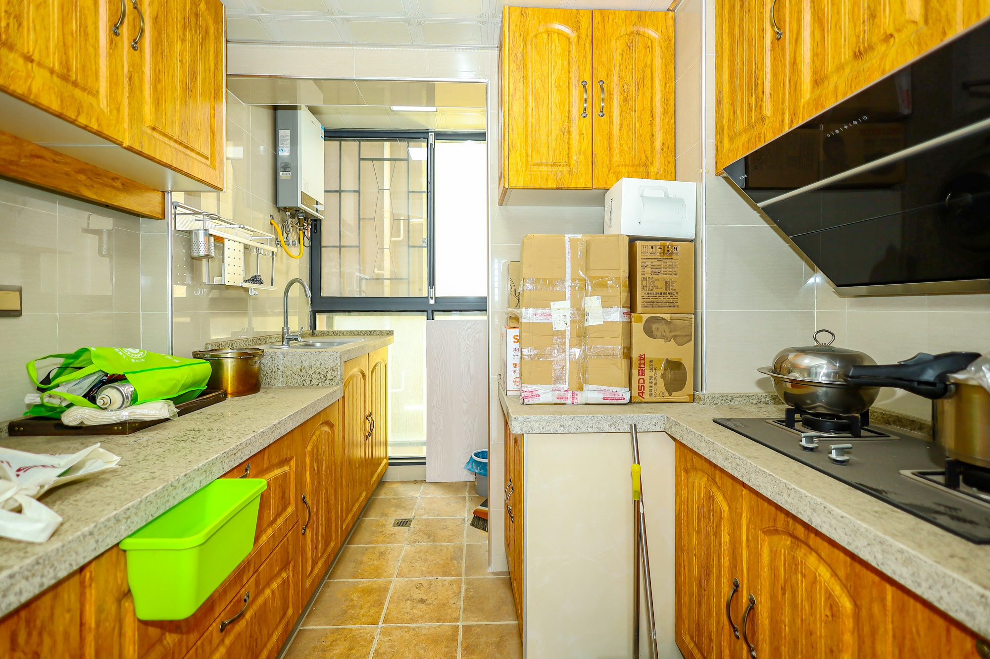 蓝山郡 3室2厅1卫 80.0万 蓝山郡 3室2厅1卫 80.0万厨房