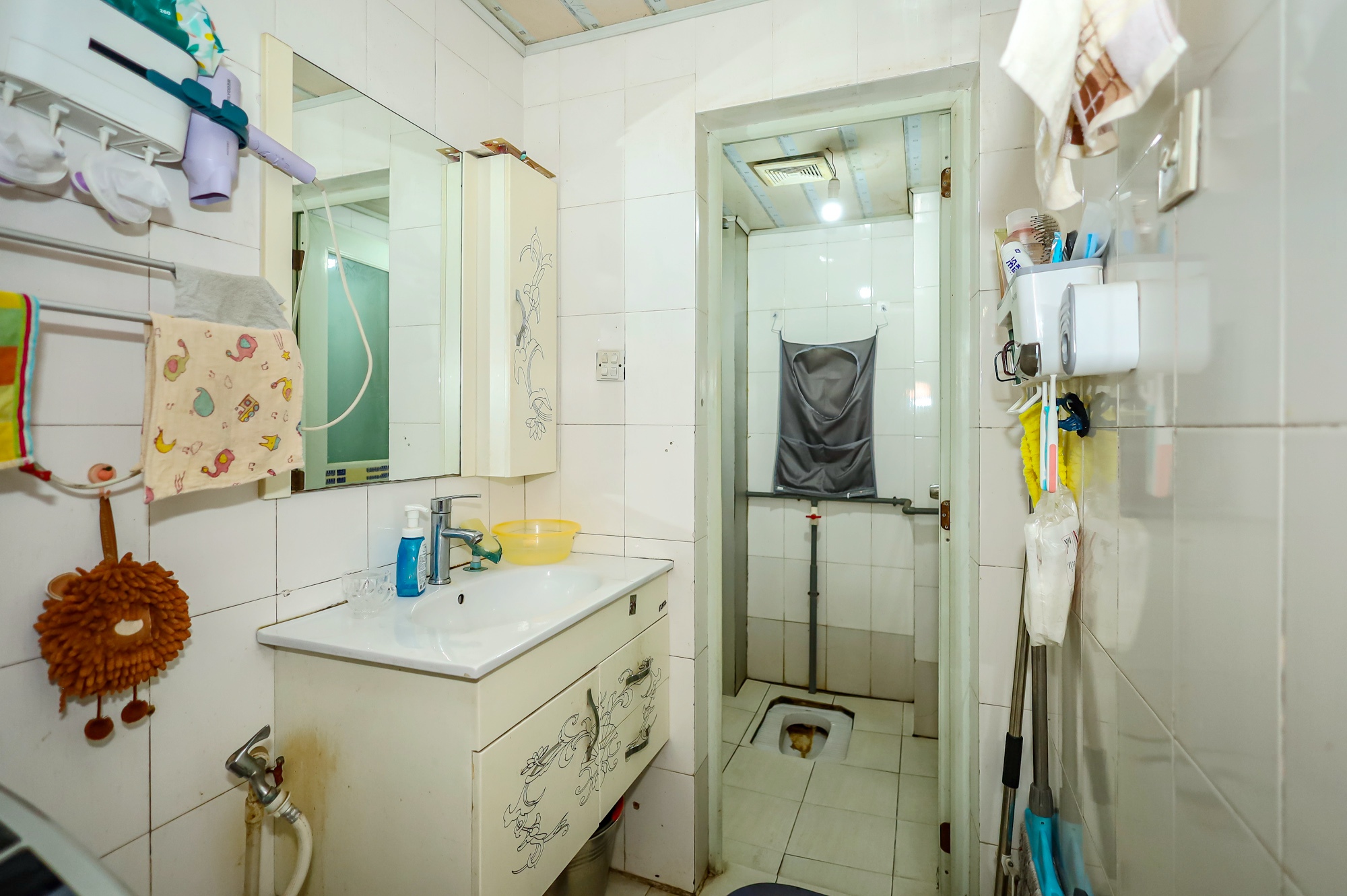 星沙汽配城(大塘村农机市场) 2室2厅1卫 37.2万 星沙汽配城(大塘村农机市场) 2室2厅1卫 37.2万卫生间