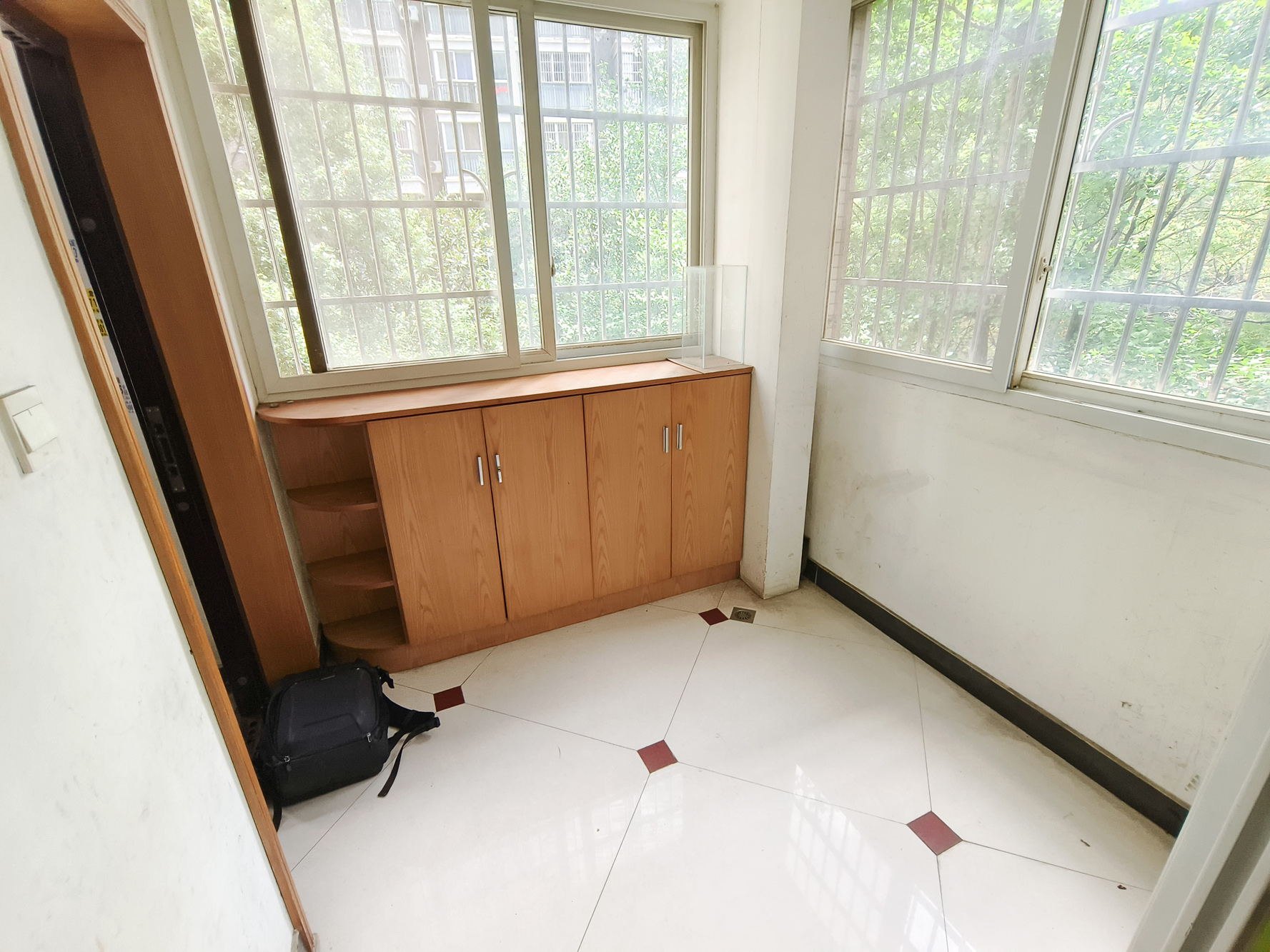 世景华庭  3室2厅1卫   74.50万其他